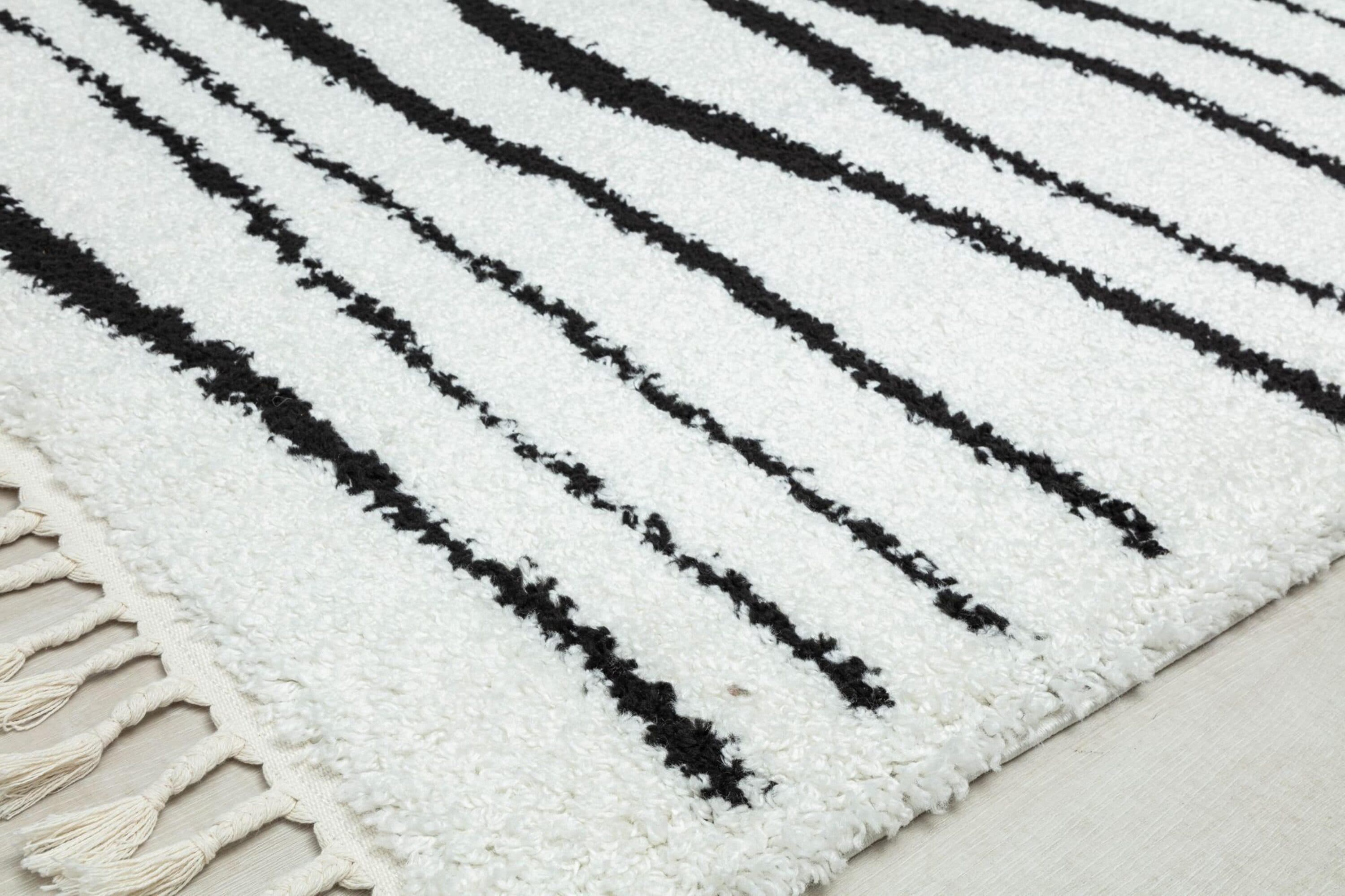 Black and White Abstract Shag Rectangular Rug 8' x 10'