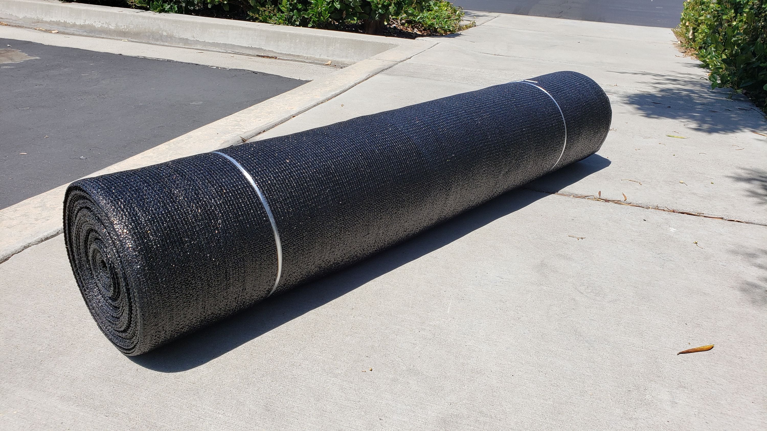 NCSNA 8-ft H x 100-ft W Black Hdpe Chain Link Fence Screen