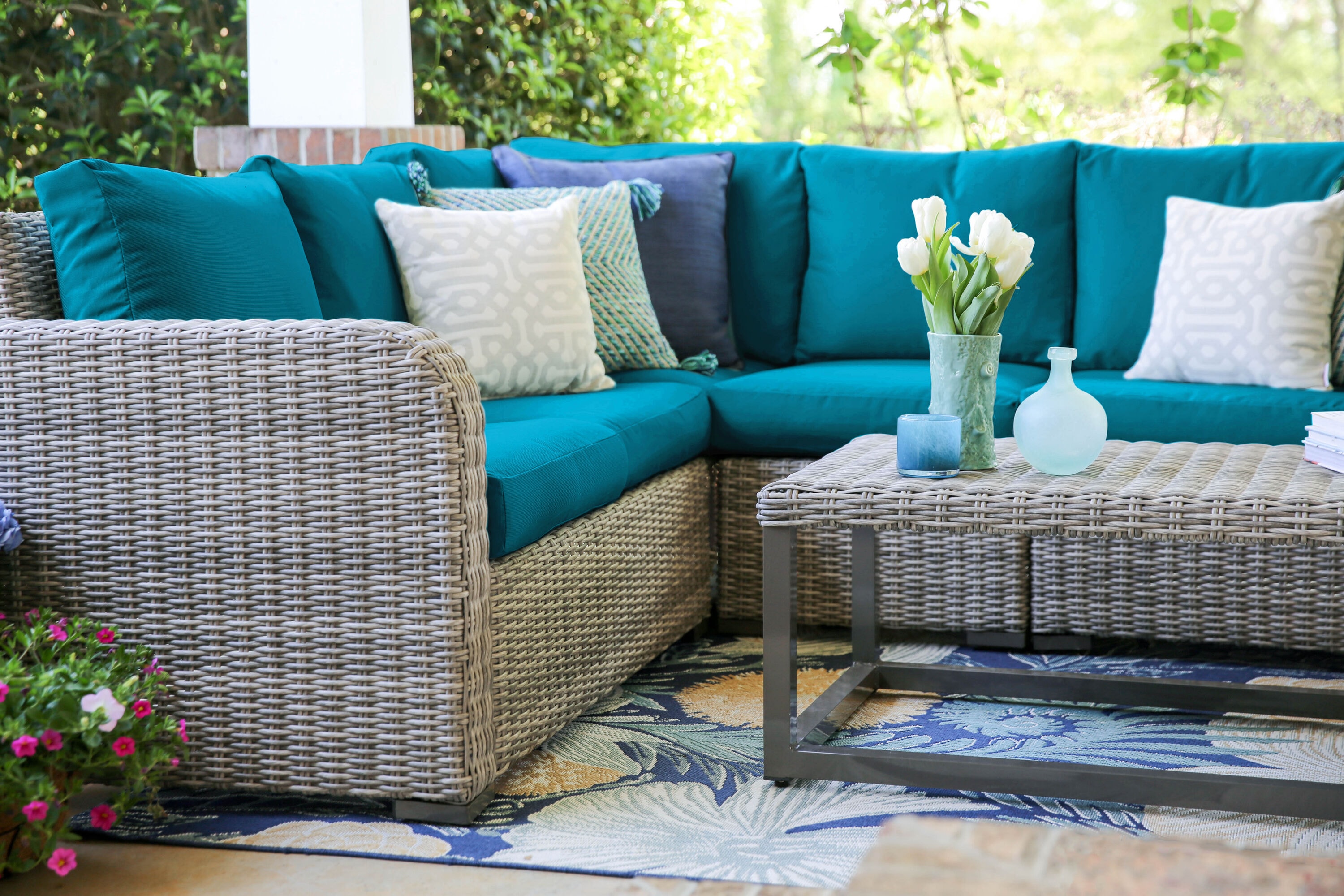 Leisure Made 299231-PEA Patio-Sofas-Daybeds - View #3