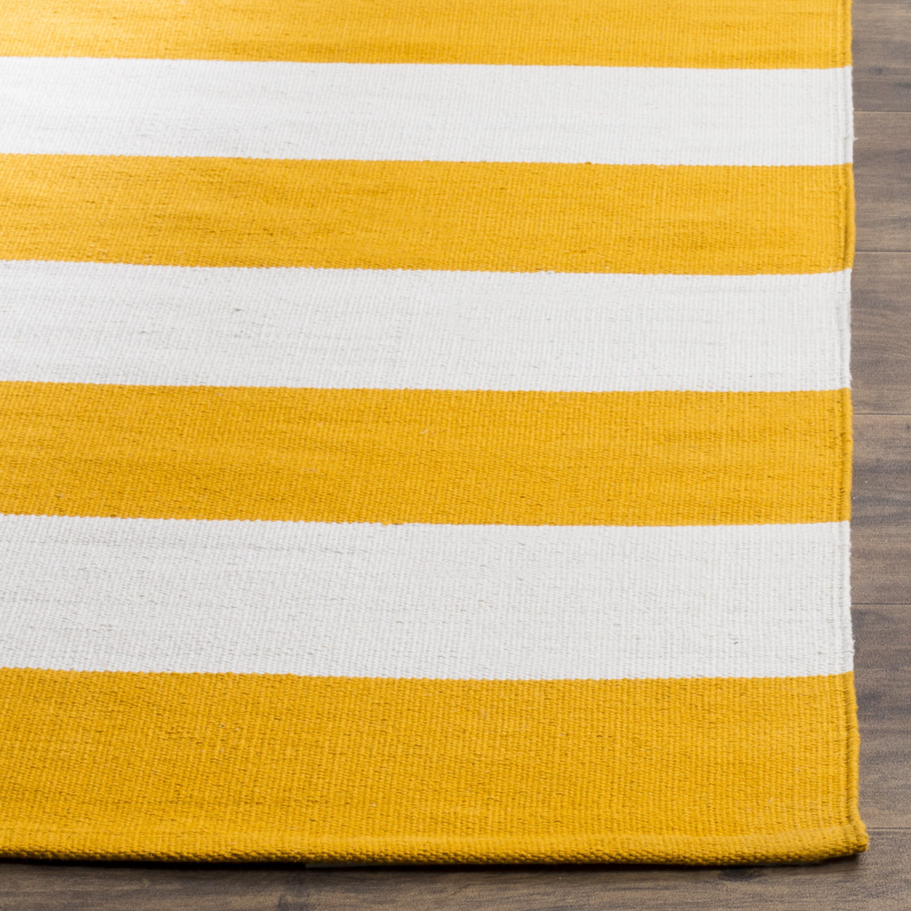 Safavieh MTK712A-24 rugs - View #3