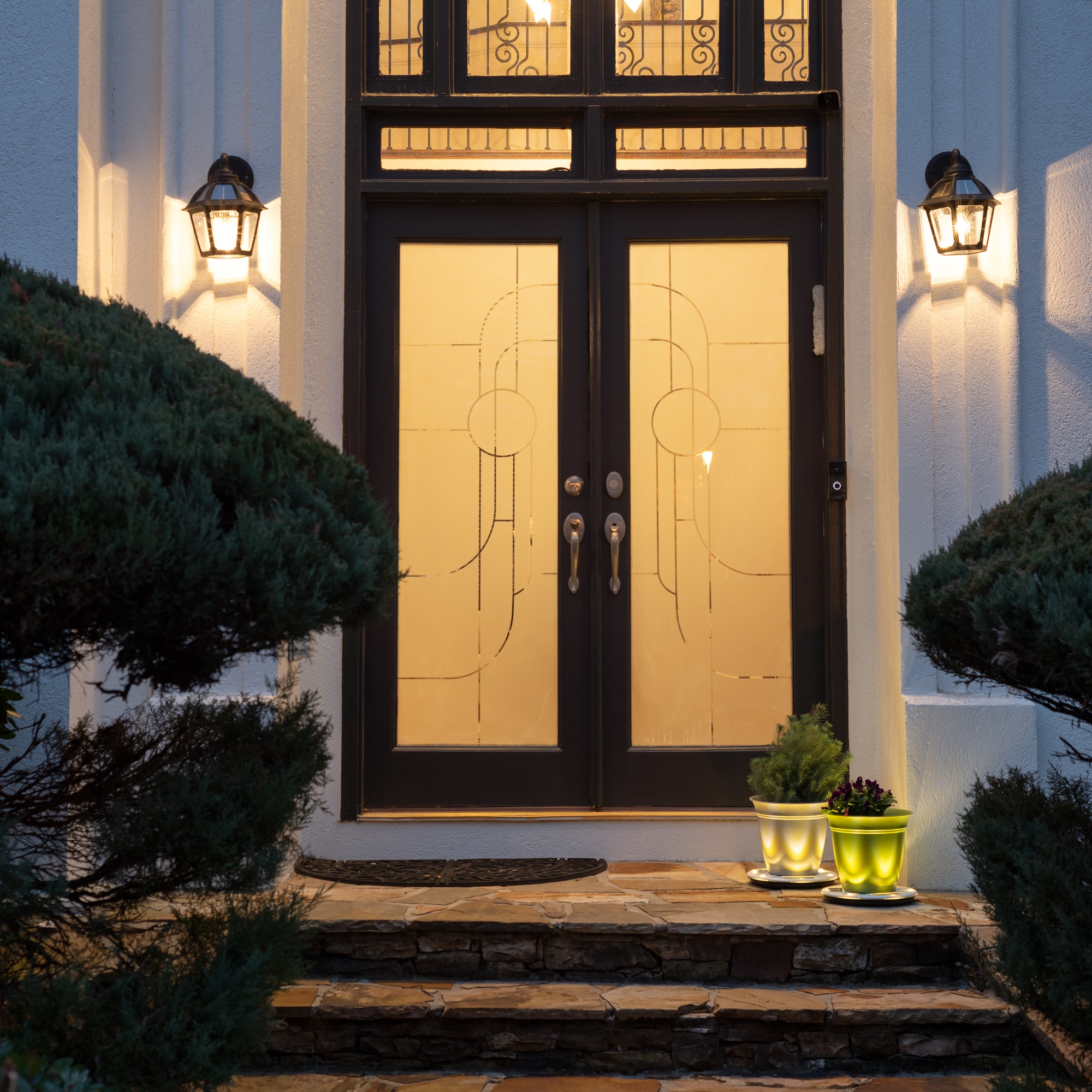 Gama Sonic 177010 Outdoor-Wall-Lighting - View #2