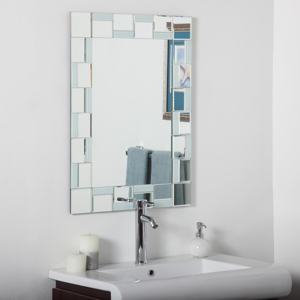  SSM310710 Quebec 23.6-in x 31.5-in Bathroom Vanity Mirror (Silver)