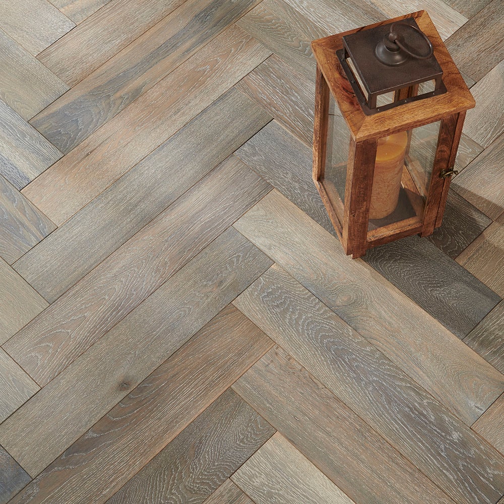 Herringbone Parquet Oak Nature - Lava 4V