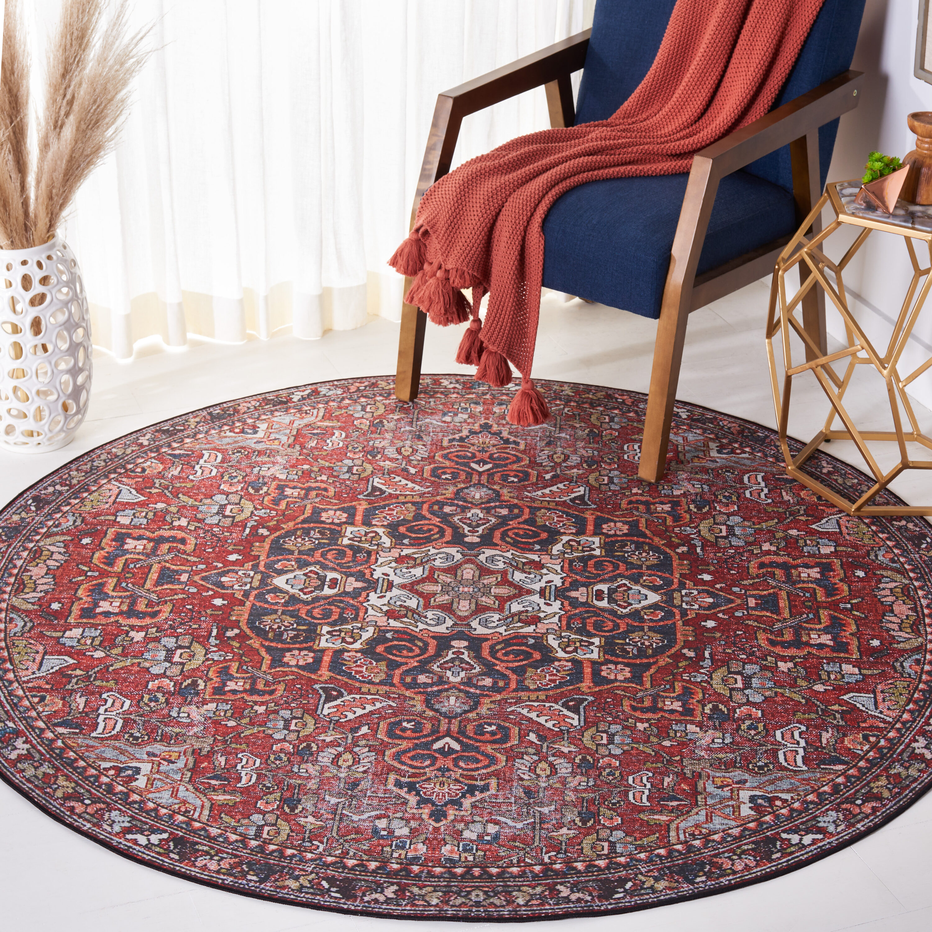 Tucson 138Q Red Blue Machine Washable/Slip Resistant 6ft x 6ft Antique Rug