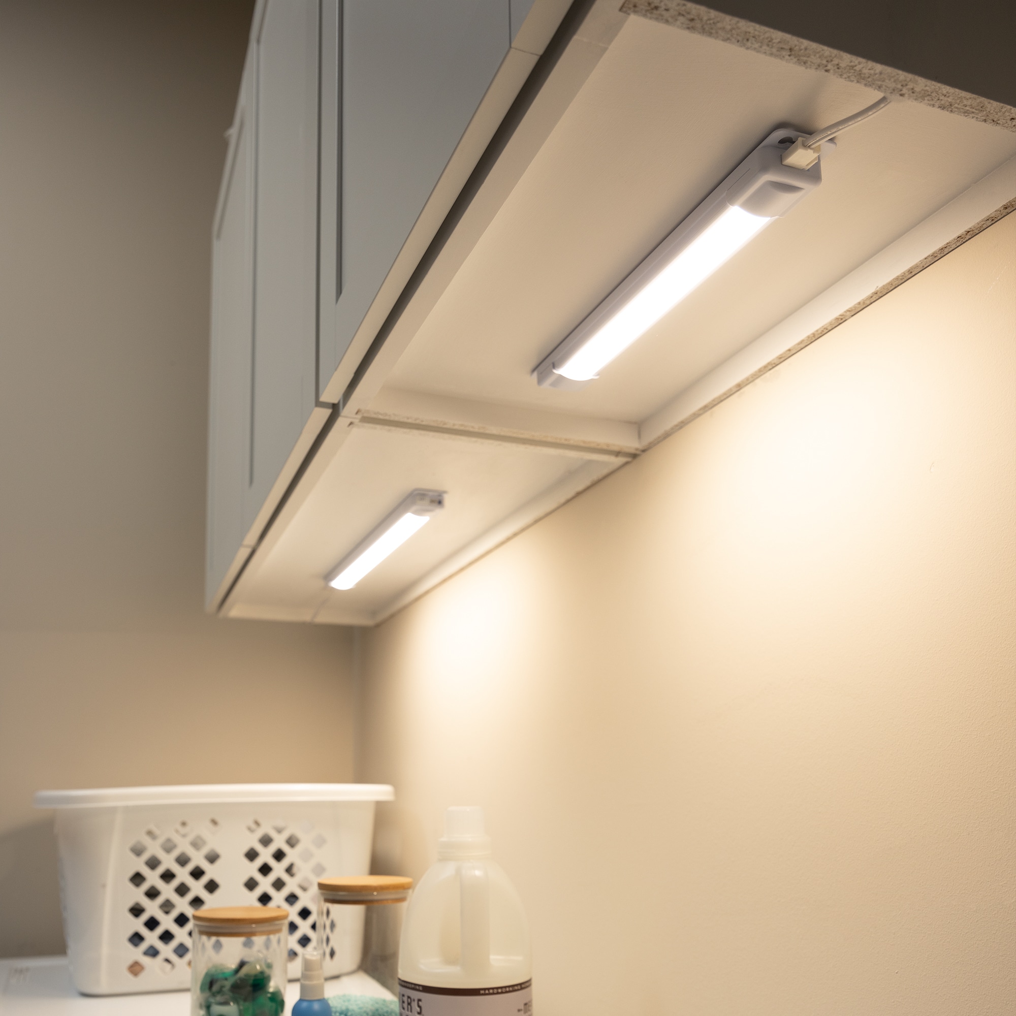 Slim Dimmable Under Cabinet Light, Residential Lighting