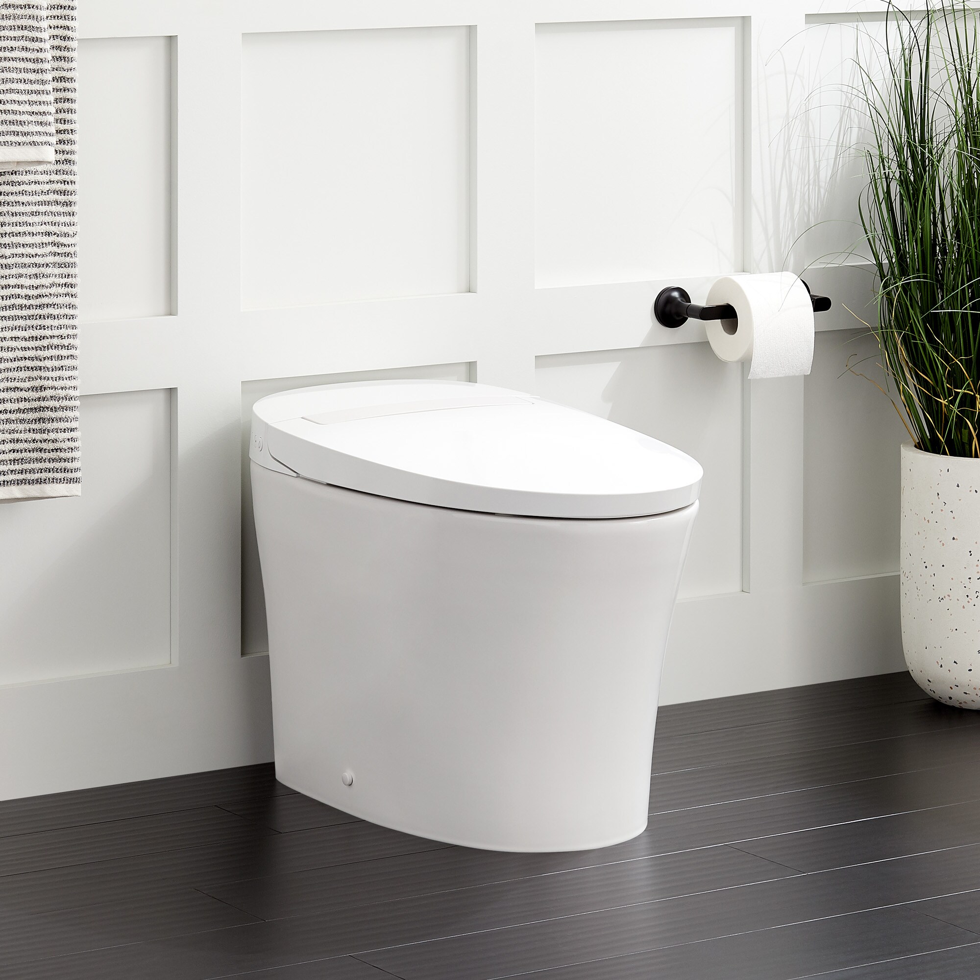 Signature Hardware 477058 Narelle White Elongated Standard height Soft Close 1-piece Toilet 12-in Rough-In WaterSense 1.28 GPF