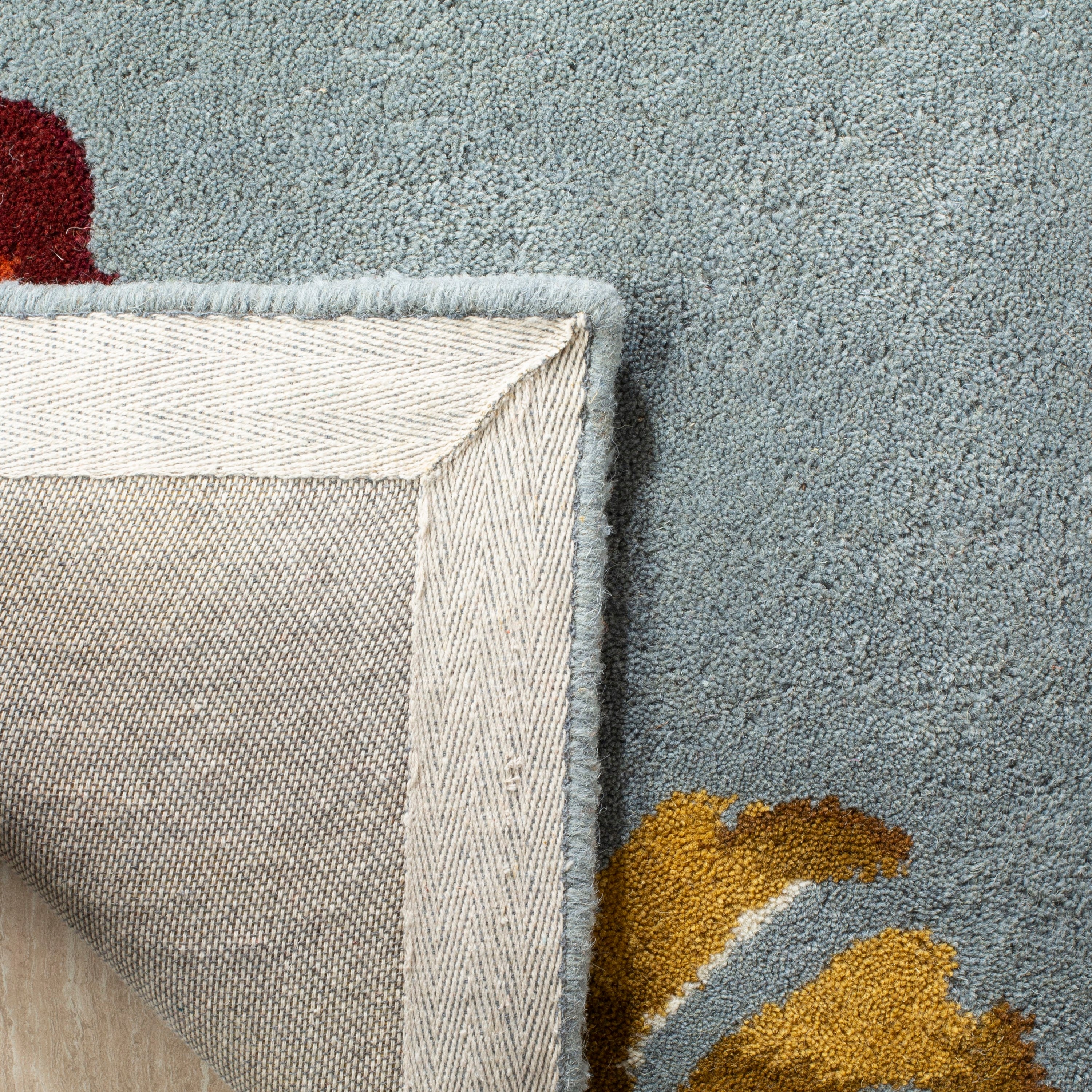 Safavieh SOH767A-28 rugs - View #3