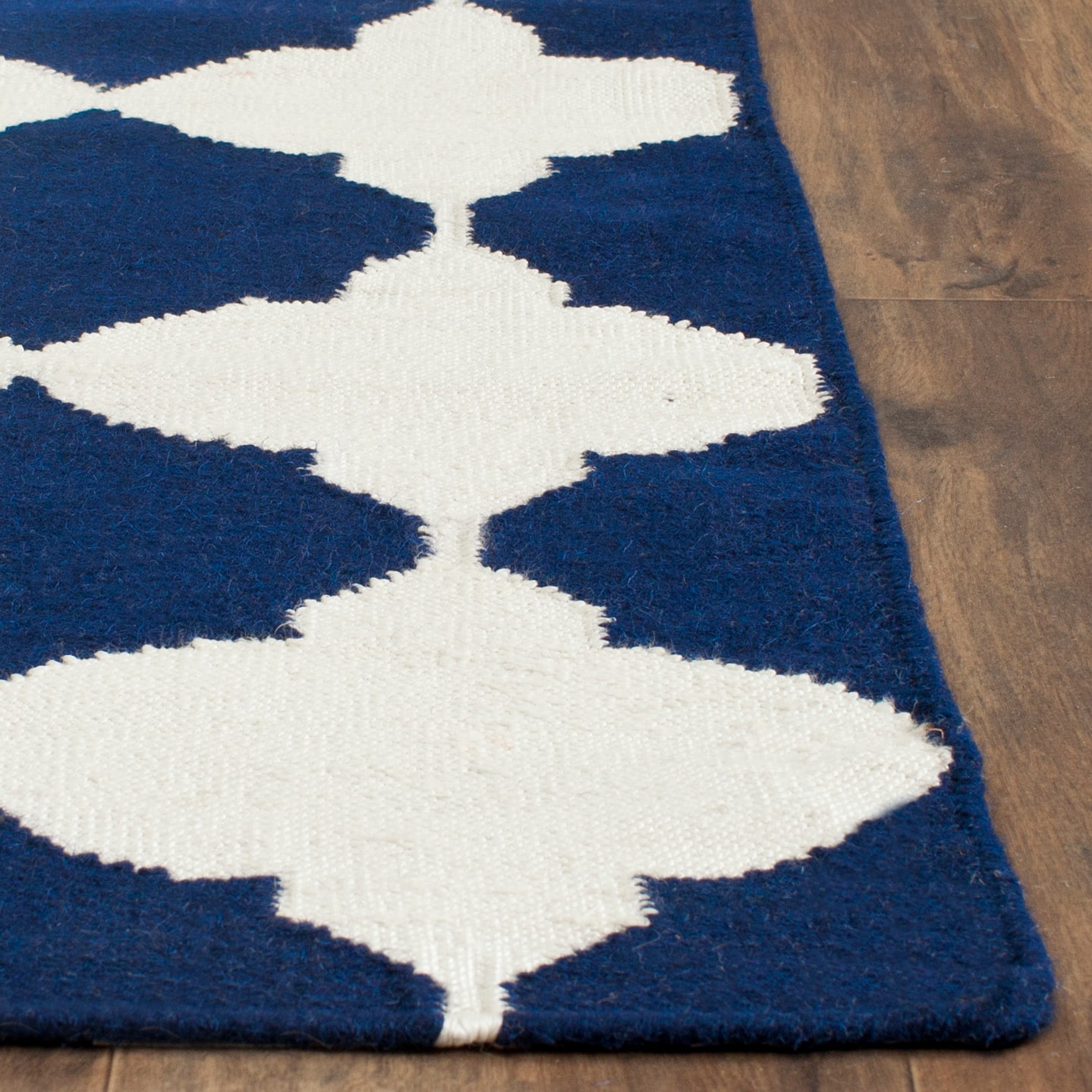 Safavieh DHU624D-29 rugs - View #3