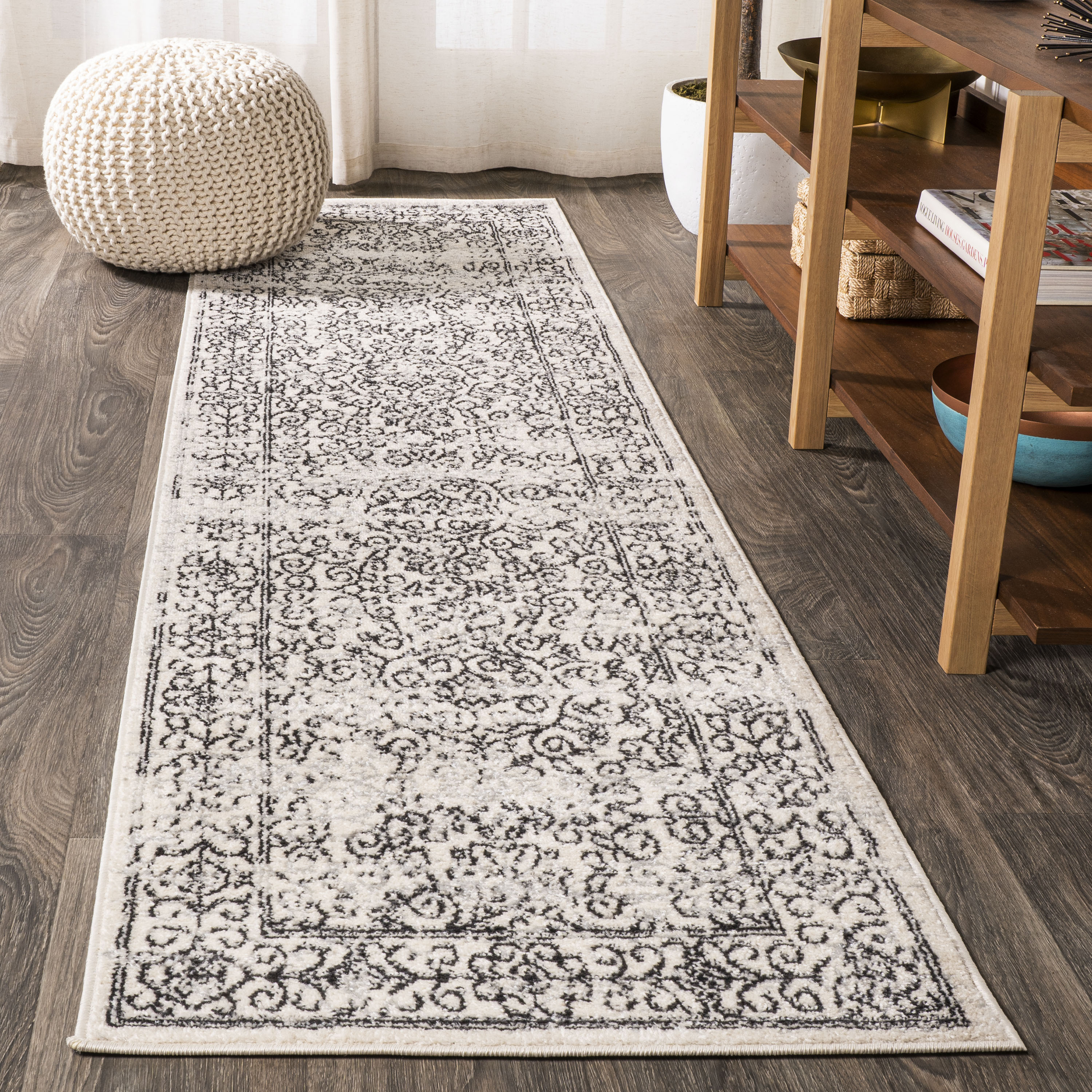 JONATHAN  Y BMF108C-28 Bohemian Flair Ferro Filigree 2 x 8 (ft) Loomed Polypropylene Gray/Black Rectangular Indoor Floral/Botanical Bohemian/Eclectic Runner rug