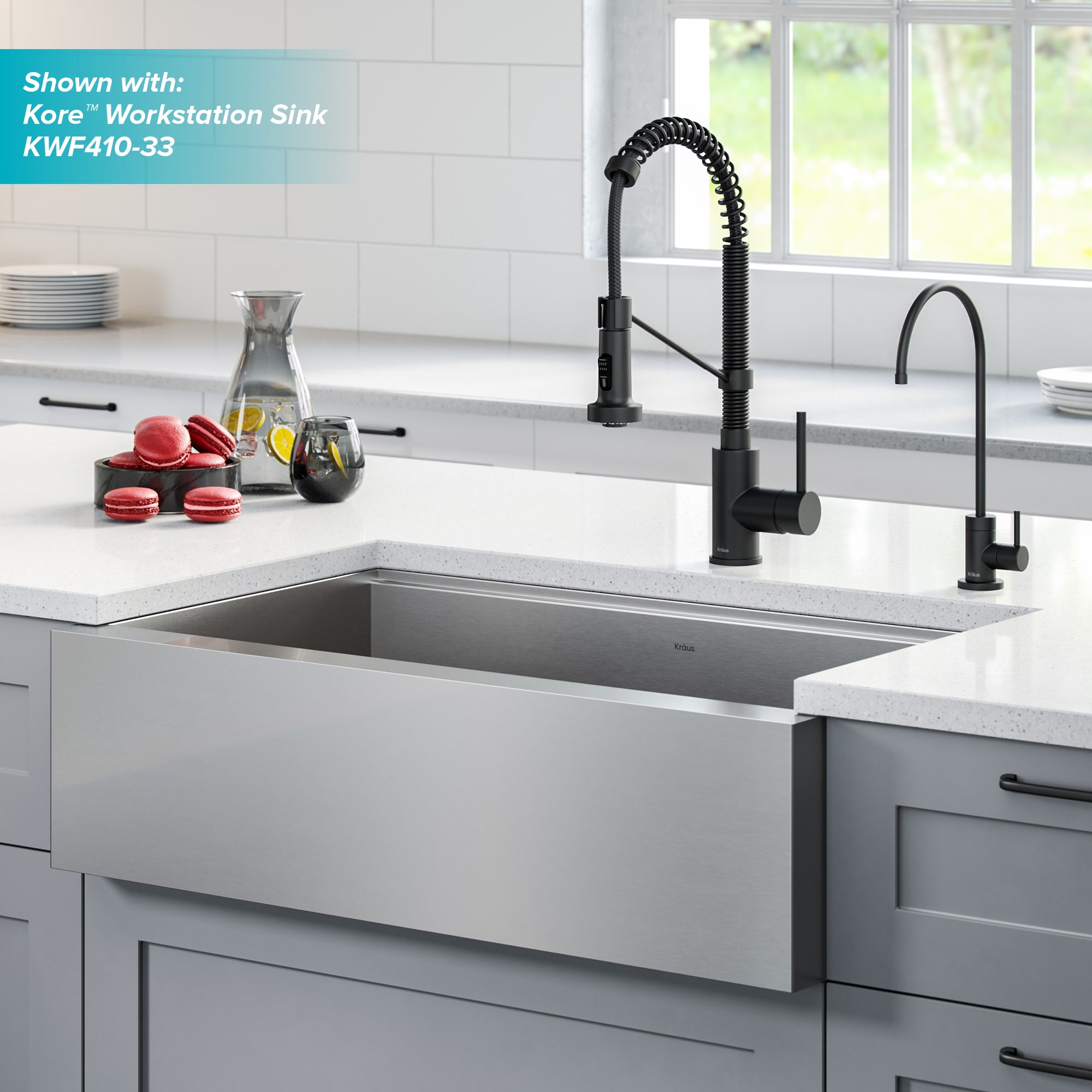 Matte Black Commercial Style Pull-Down Kitchen Faucet with Spray