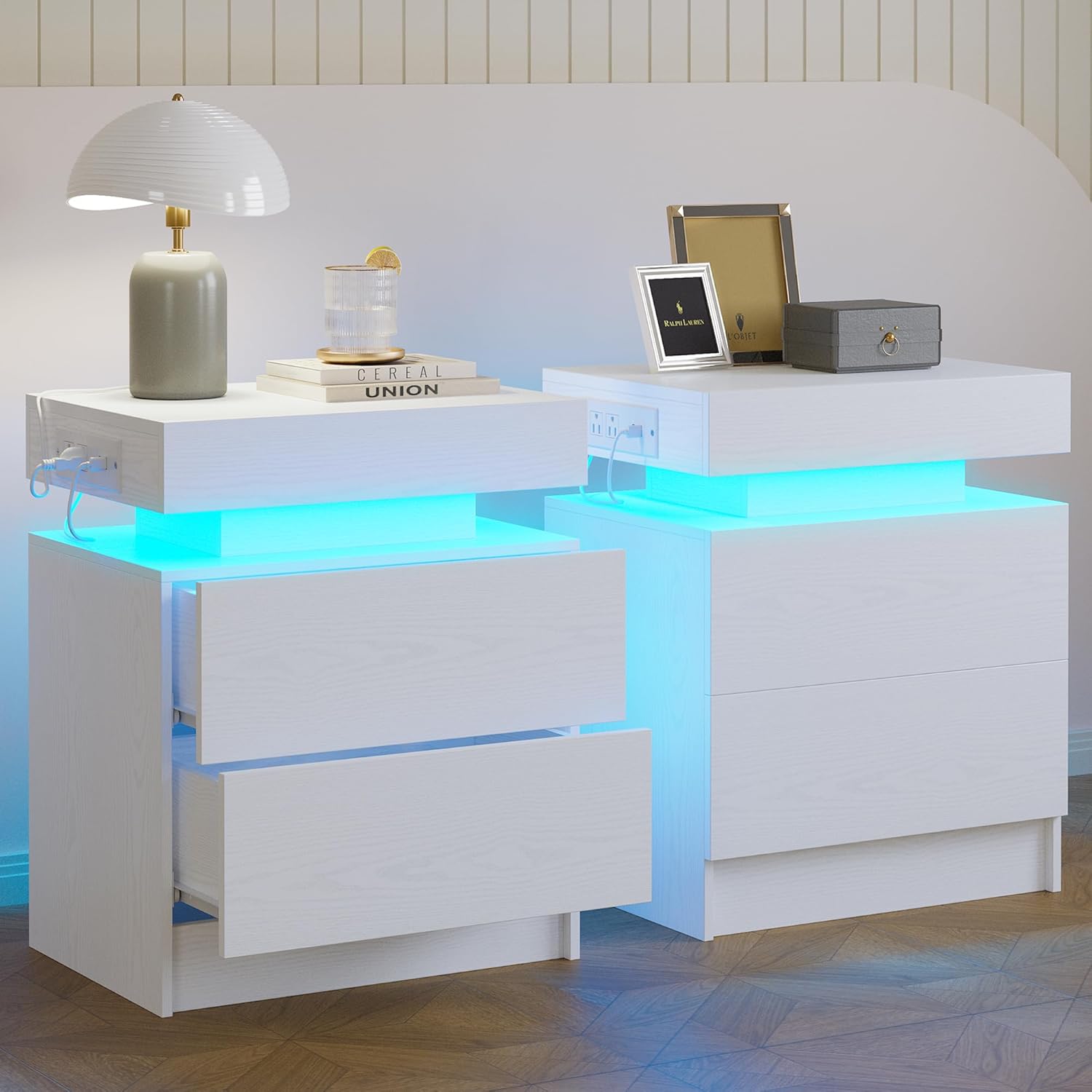 Likimio J0S6NQE1JYLVS7ZI 18.9-in W White Set of 2 Night Stand with Charging Station and LED Light and Drawers