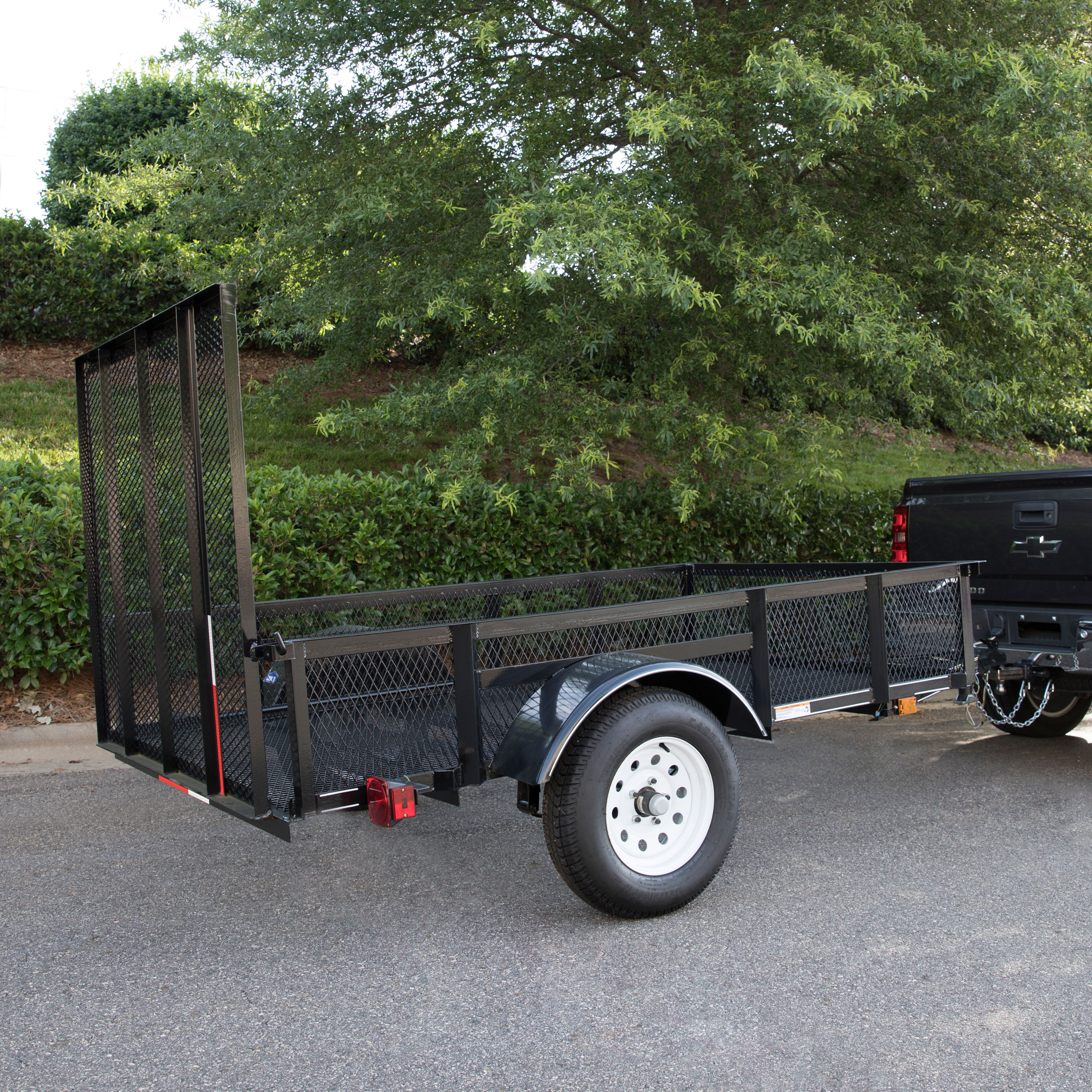 Carry-On Trailer 5-ft x 8-ft Wire Mesh Utility Trailer with Ramp Gate ...