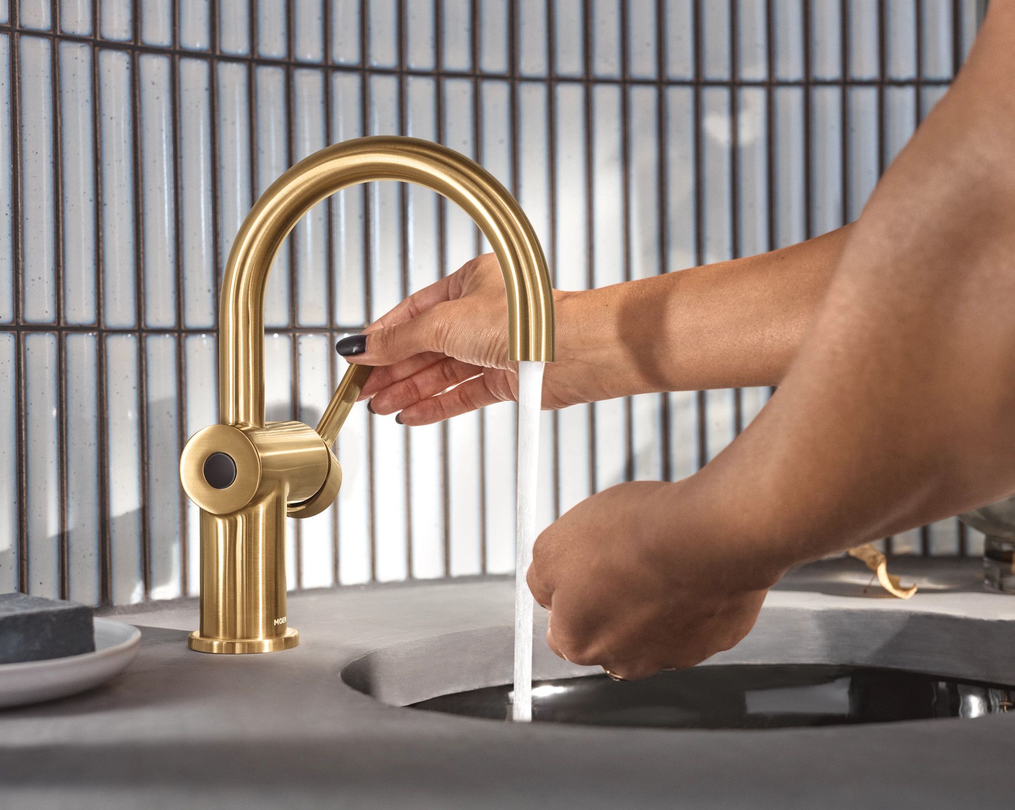 Moen Cia Brushed Gold Single Hole 1 Handle Bathroom Sink Faucet With   61303422 