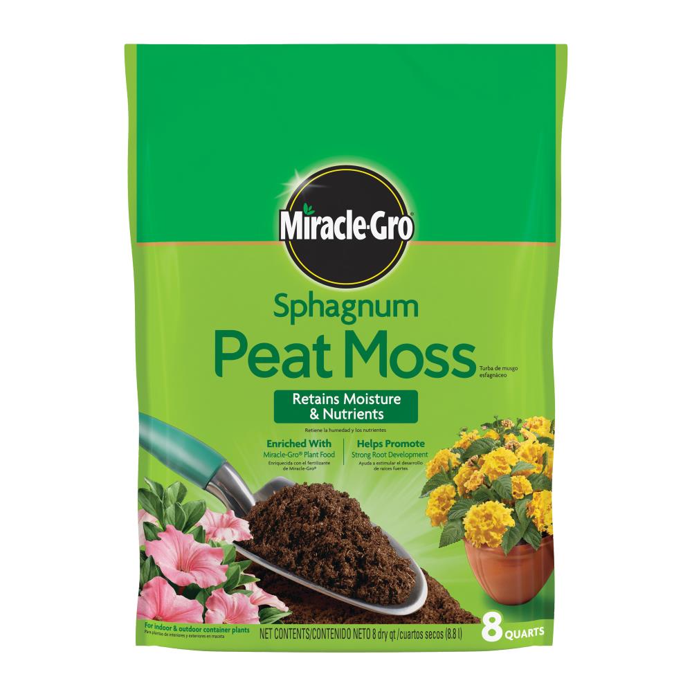 Miracle Gro Sphagnum Peat Moss 8 Quart Peat Moss Moisture Control In The Soil Amendments Department At Lowes Com