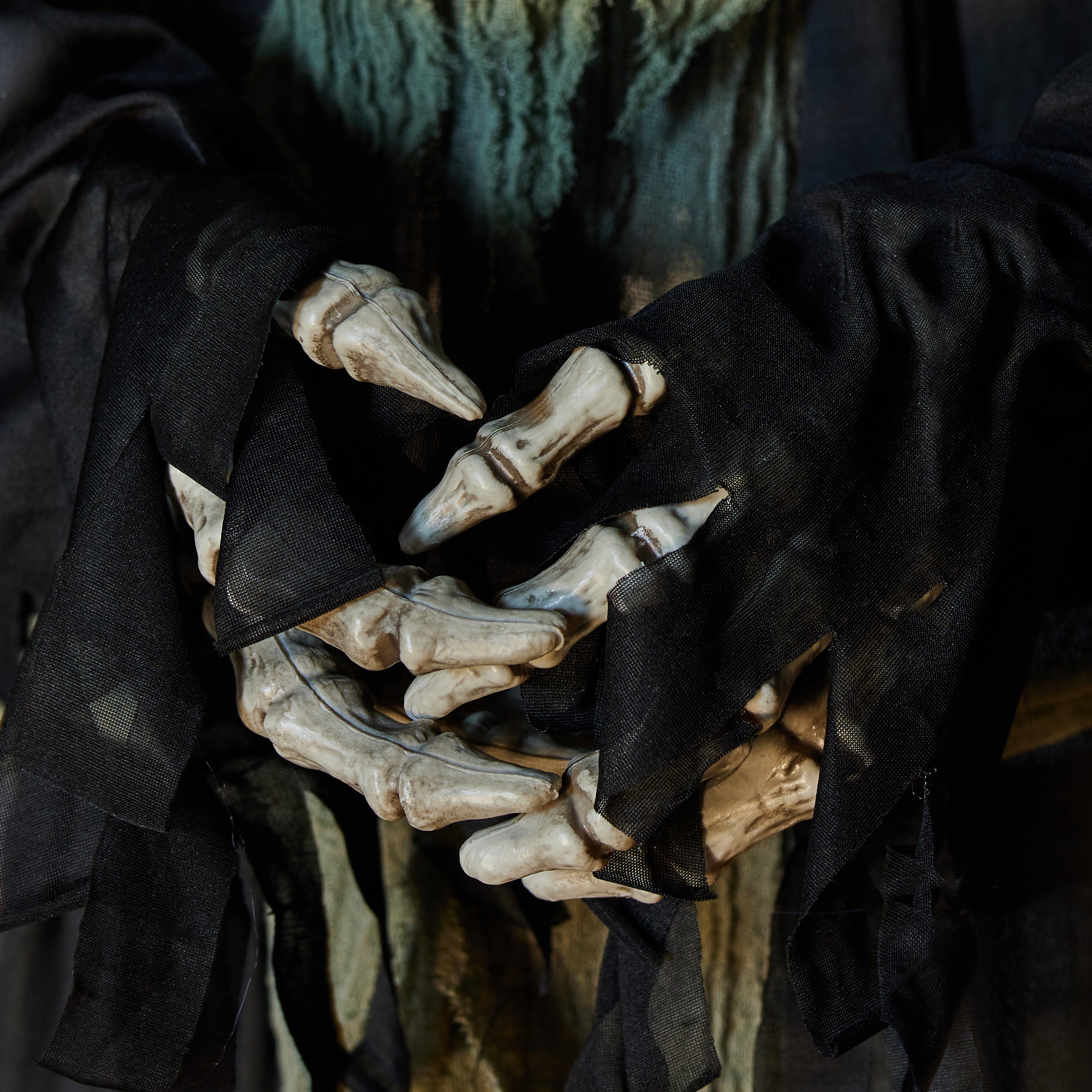 Haunted Living 227703 Halloween-Animatronics - View #3