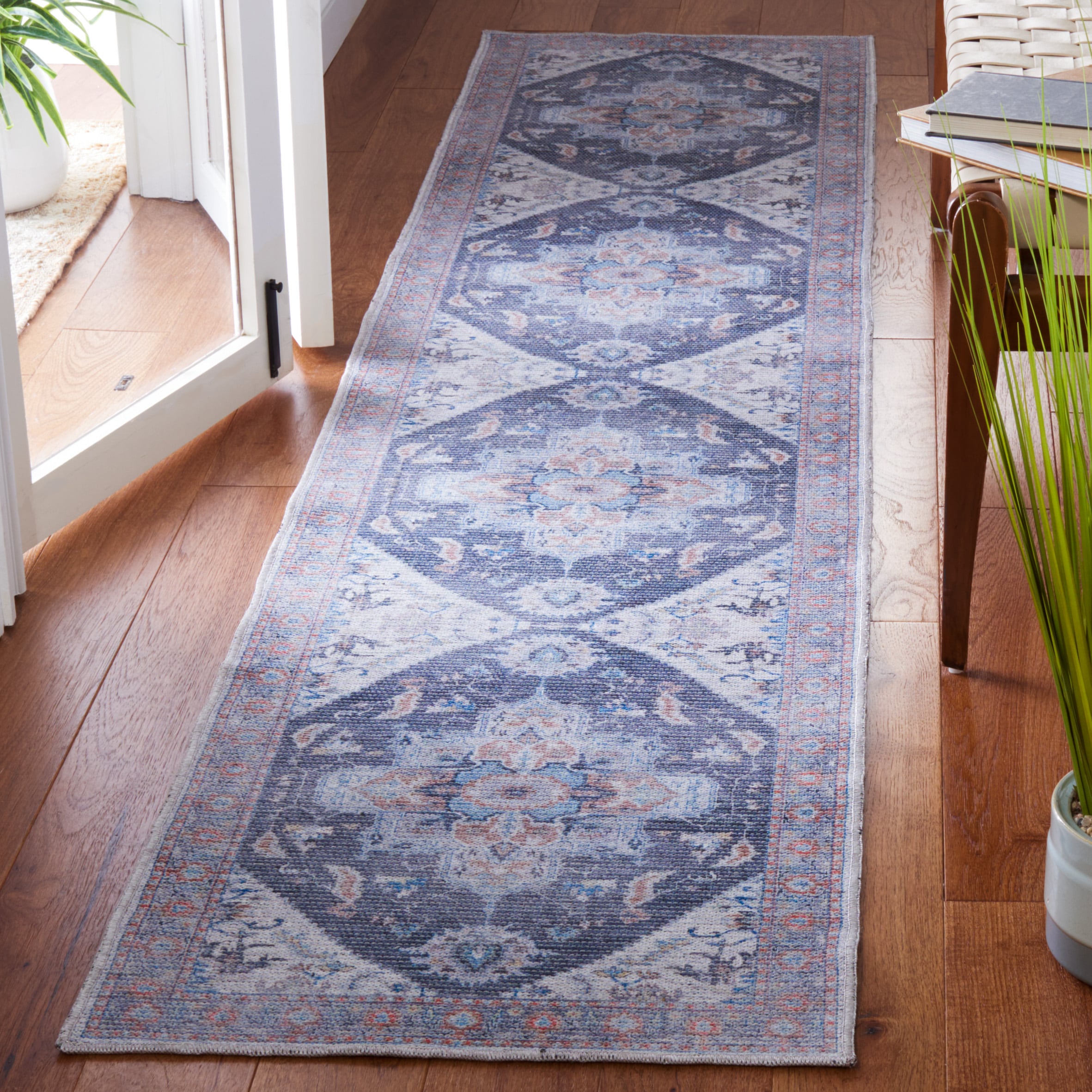 Safavieh SEP537H-29 Serapi 2 x 9 (ft) Loomed Cotton Charcoal/Ivory Rectangular Indoor Border Machine washable Runner rug