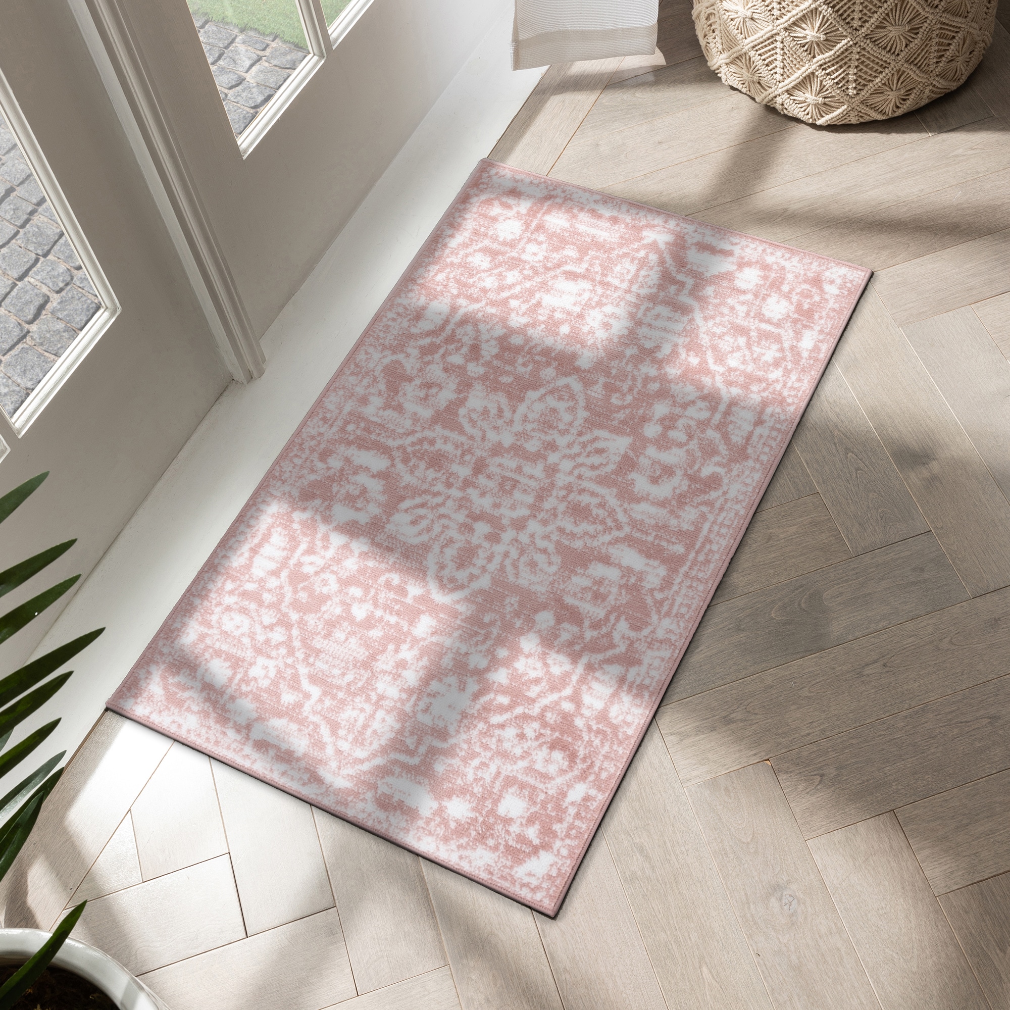 Well Woven DZ-00-3 Dazzle 2 x 3 (ft) Loomed Polypropylene Blush Rectangular Indoor Floral/Botanical Vintage Area rug
