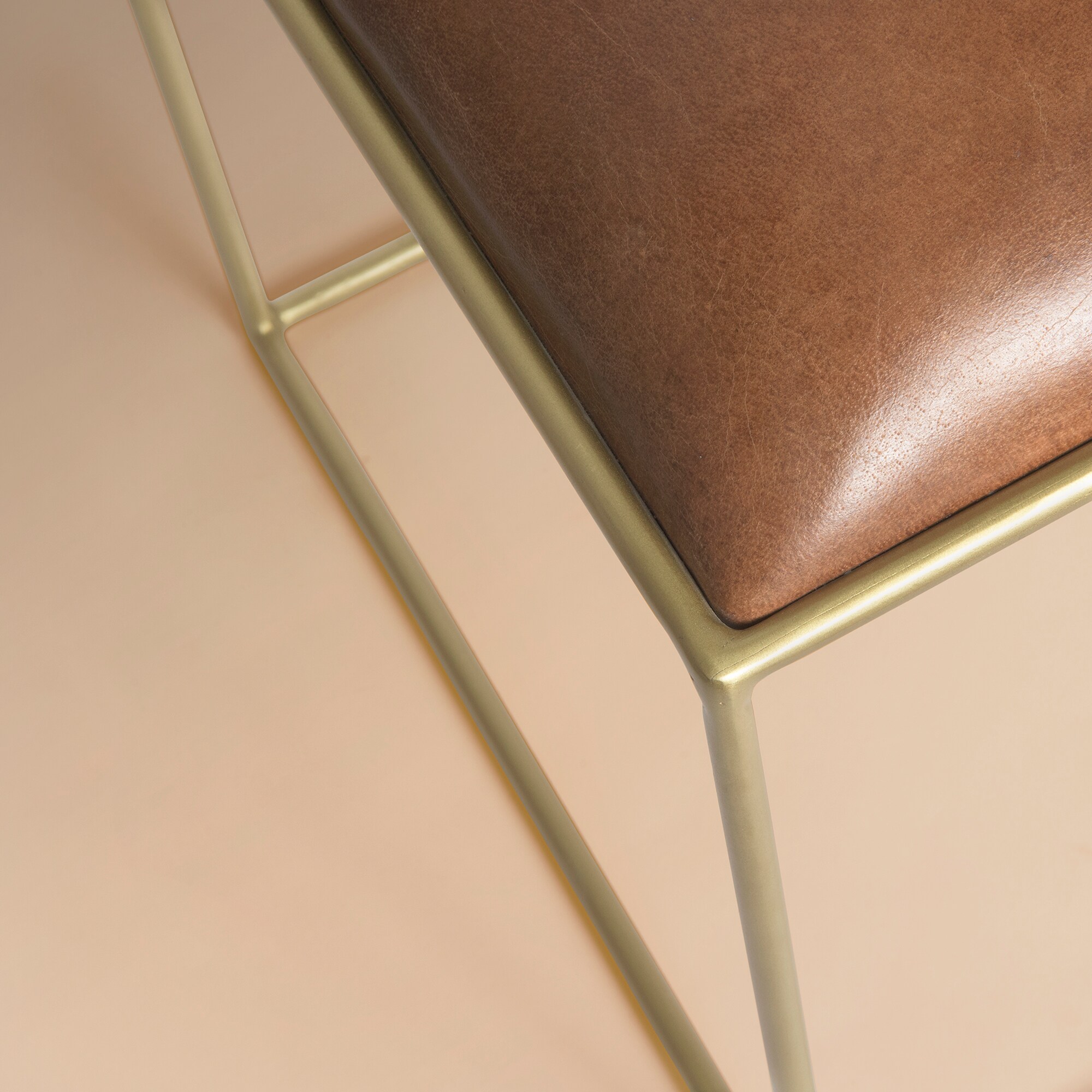 Best Home Fashion STOOL-PR02-LEATHER End-Tables - View #4