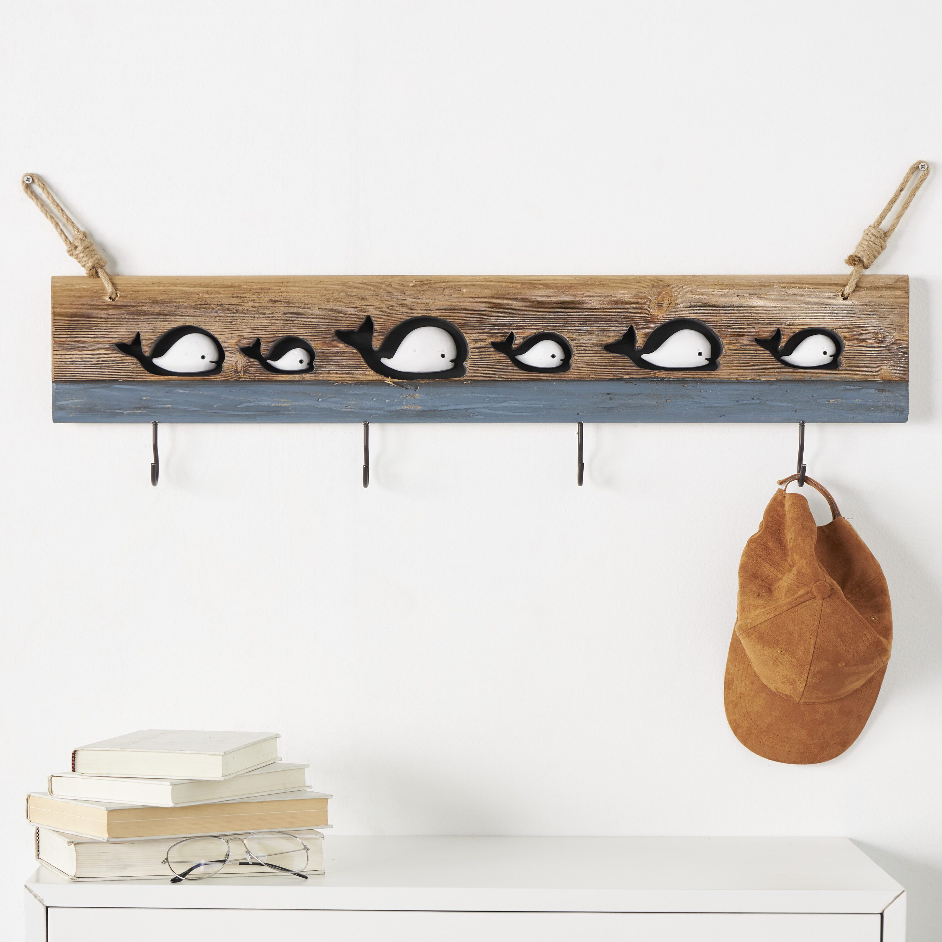 Grayson Lane 821469 4 -Hook 33.63-in x 13.25-in H Brown Handmade Decorative Wall Hook ( 20-lb Capacity)