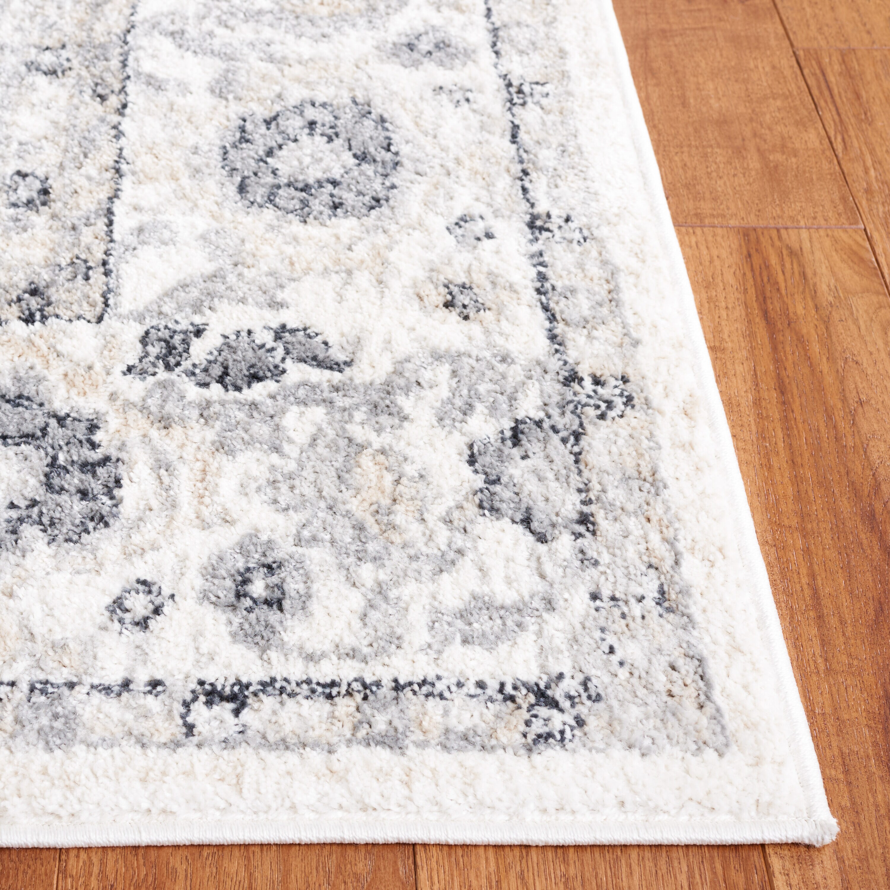 Safavieh LAY111F-7SQ rugs - View #2