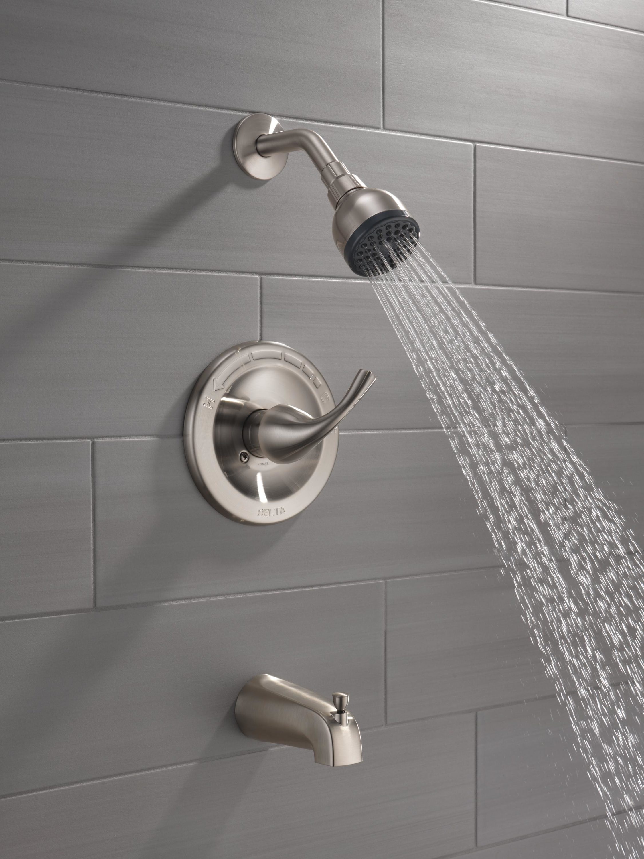 Delta Foundations Brushed Nickel 1handle Single Function Bathtub and
