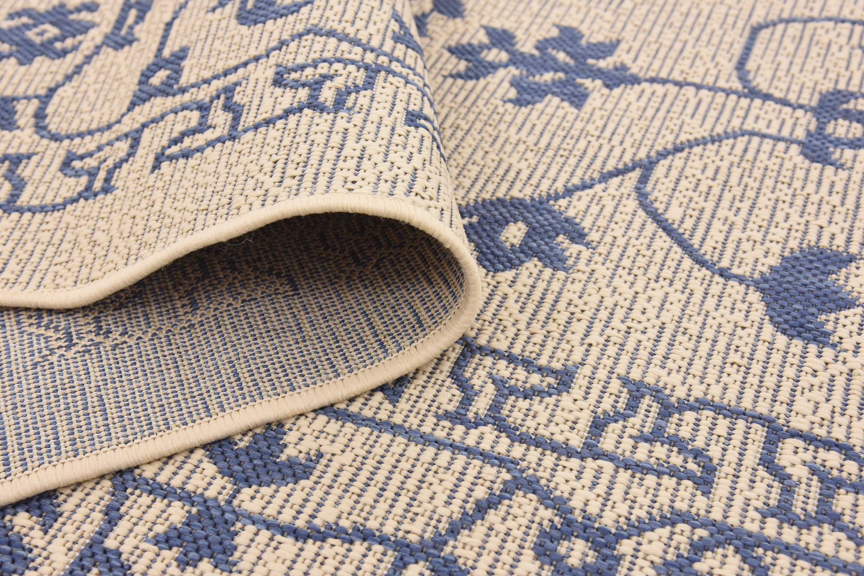 Unique Loom 3135498 rugs - View #2