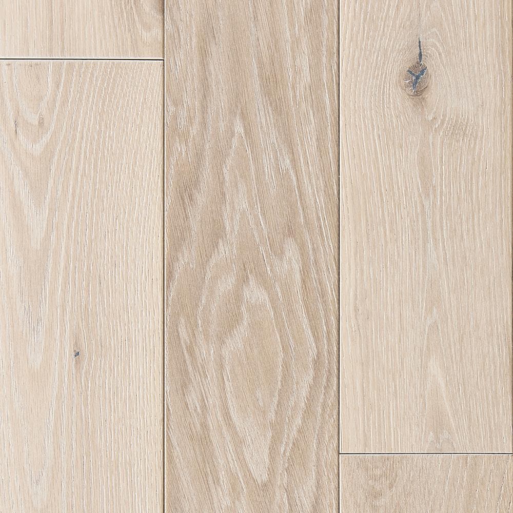 Villa Barcelona LOWMCSS822SH Harbor French oak 5-in W x 3/4-in T x Varying Length Wirebrushed Solid Hardwood Flooring ( 22.6-sq ft / Carton )