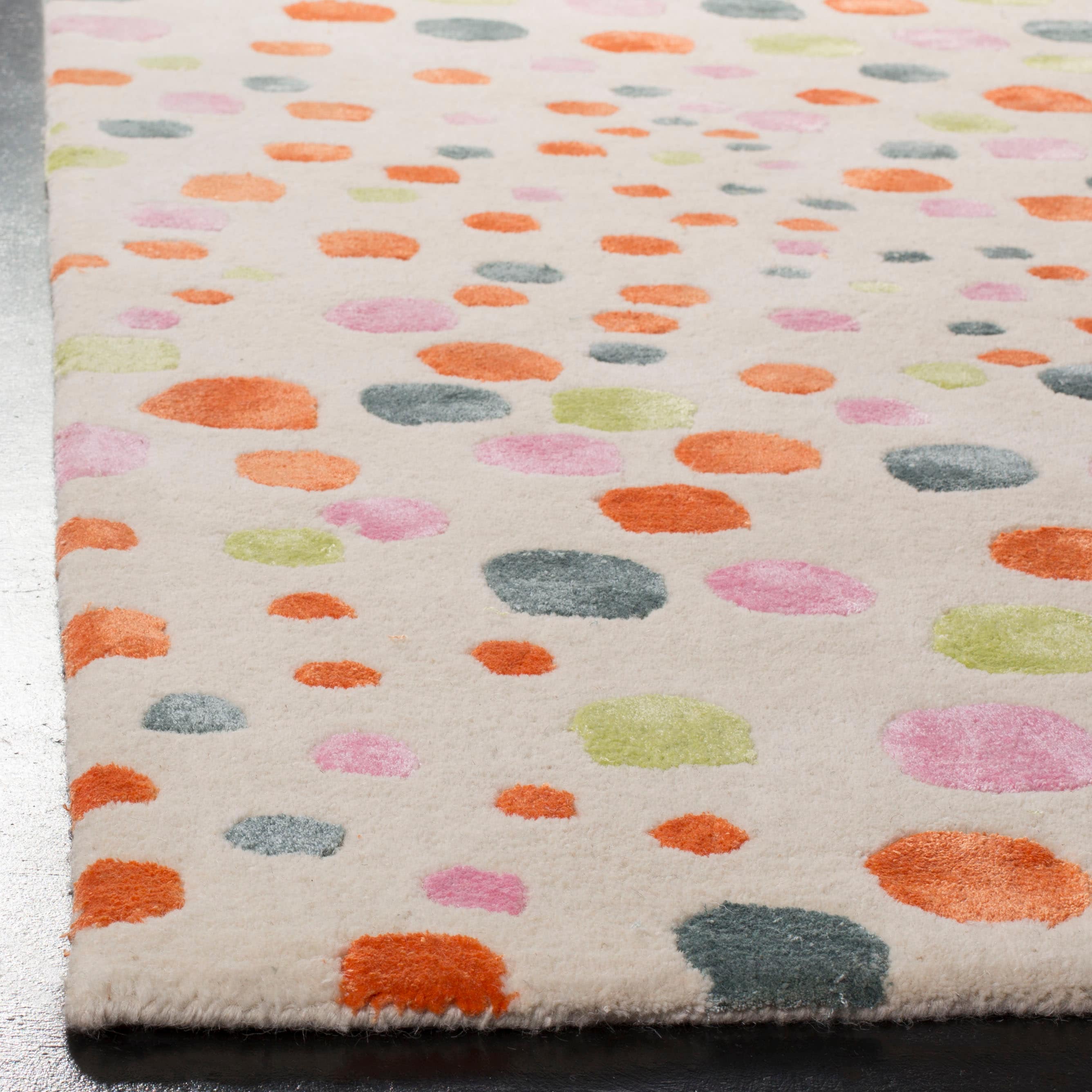 Safavieh SOH813A-5 rugs - View #3