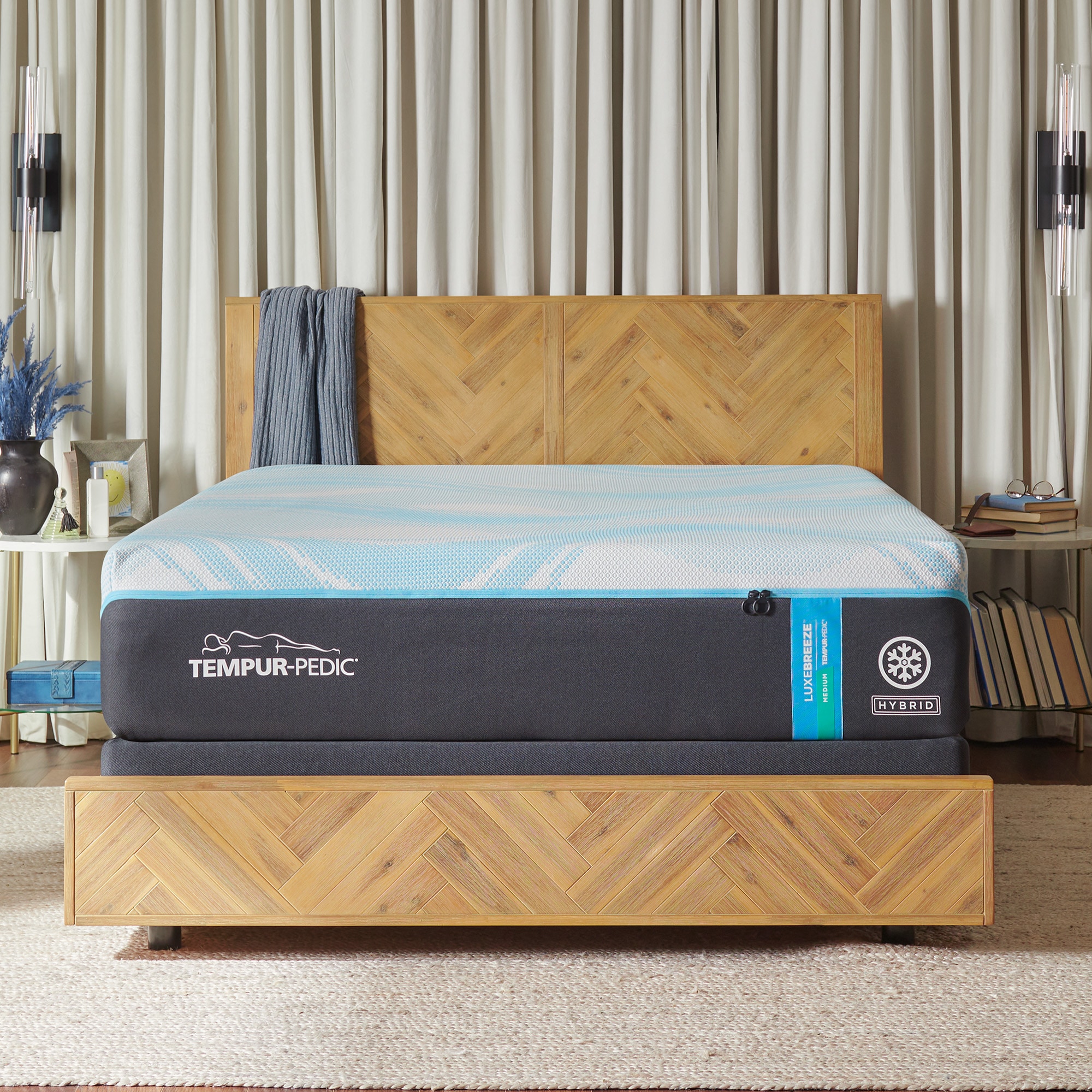 TEMPUR-PEDIC 10238251 LuxeBreeze 13-in Medium Queen Hybrid Memory Foam/Coil Blend Mattress