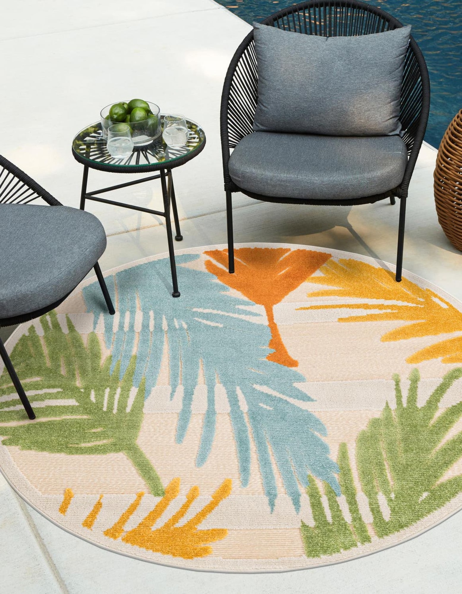 Unique Loom 3171224 Aruba Outdoor 3 x 3 (ft) Loomed Polypropylene Beige Round Indoor/Outdoor Floral/Botanical Area rug