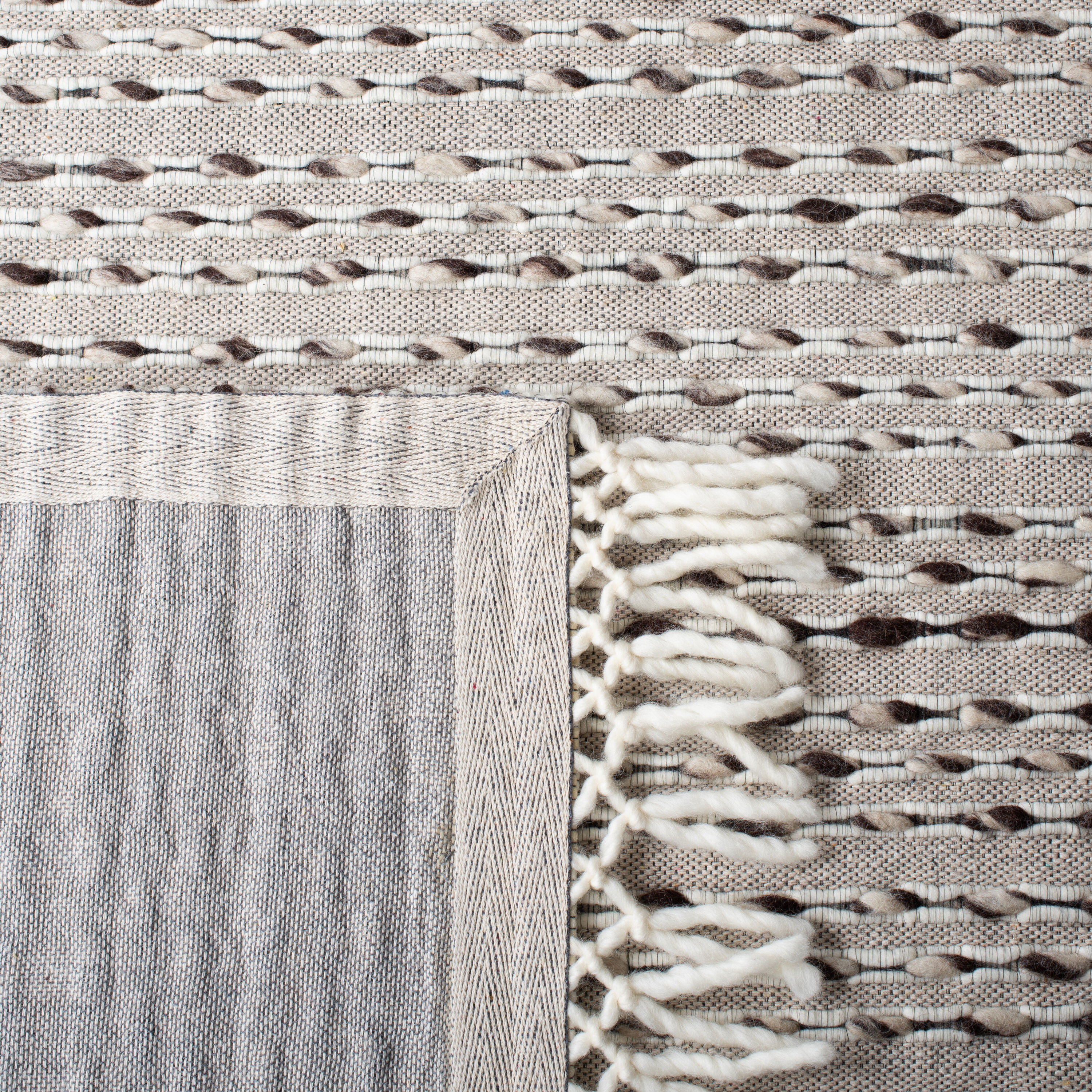 Safavieh VRM307A-28 rugs - View #3
