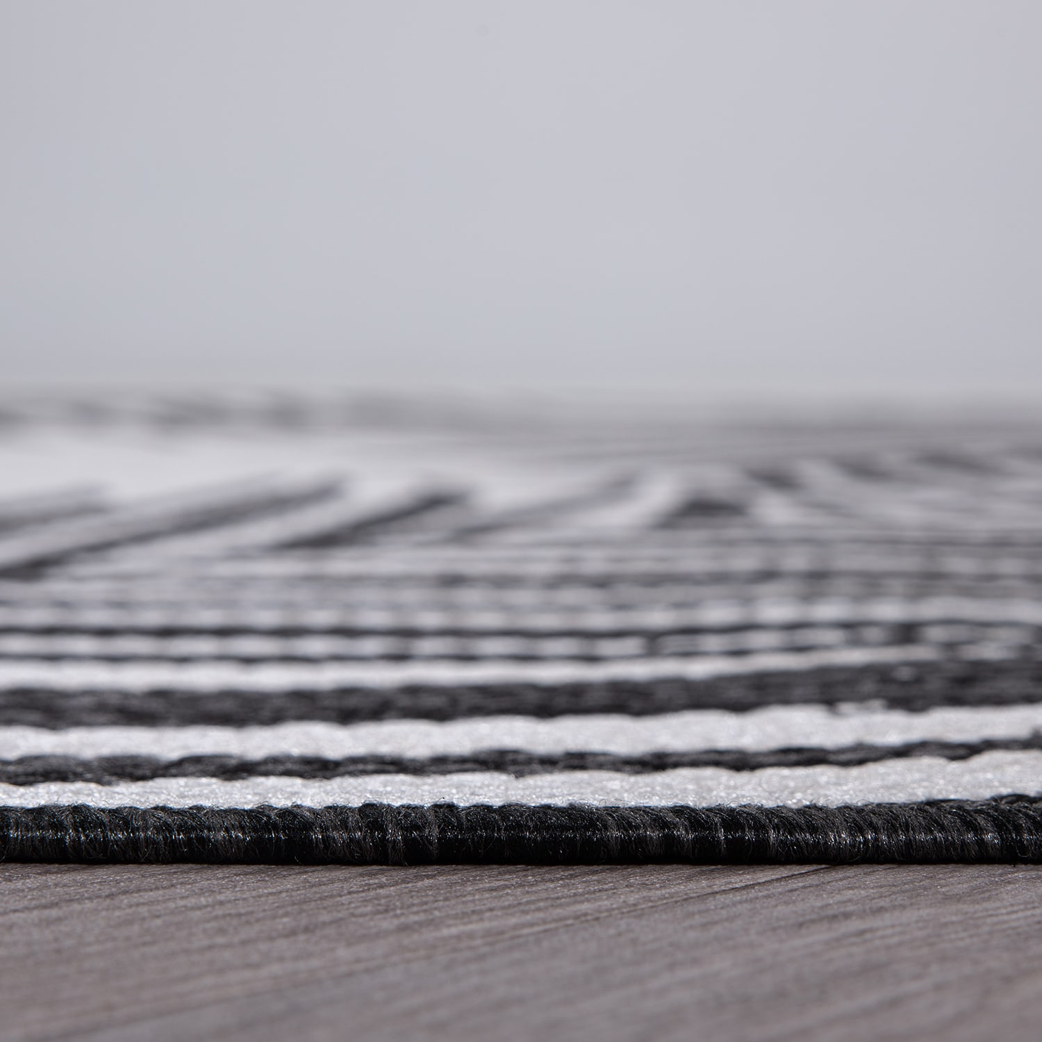 World Rug Gallery 117BLACK2X3 rugs - View #4