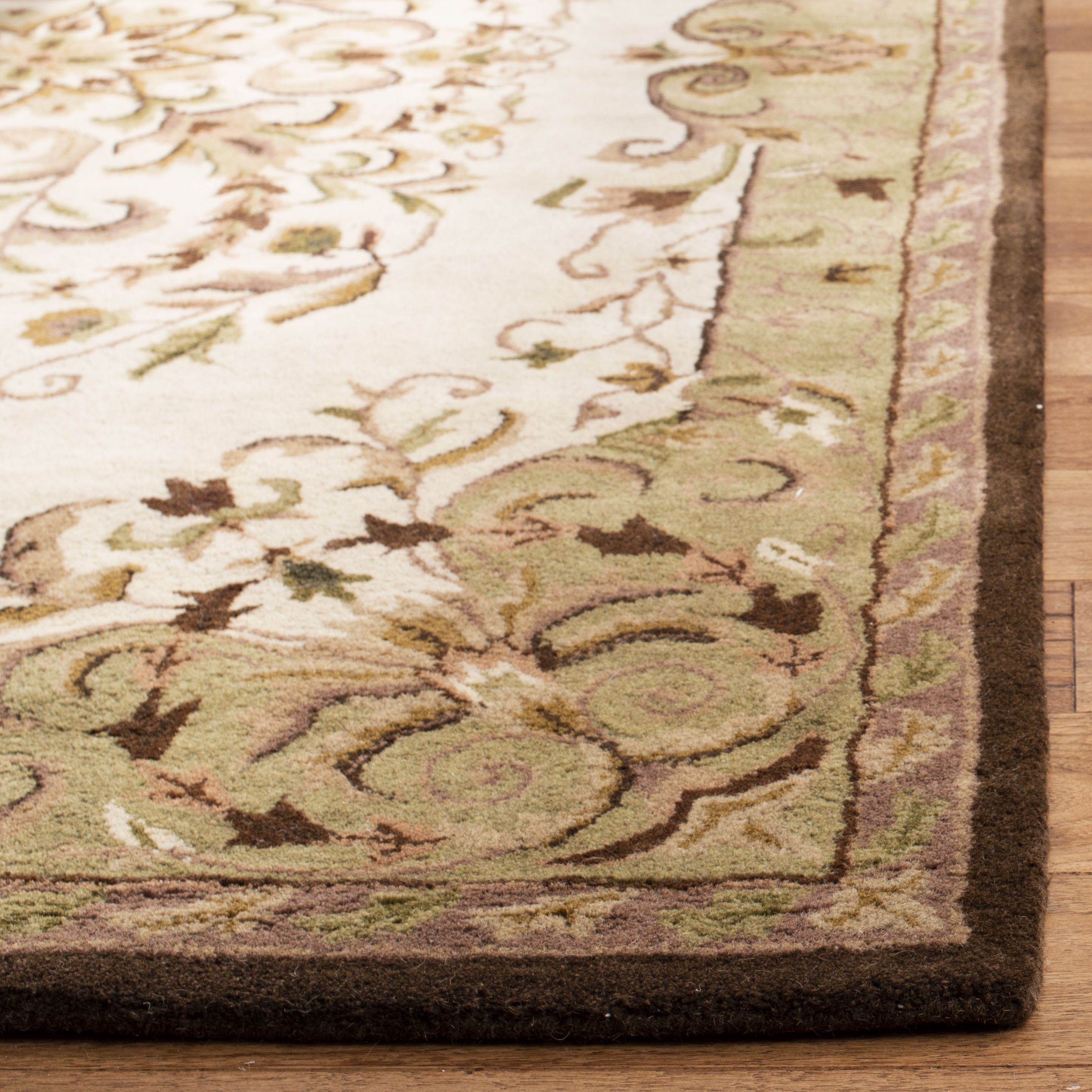 Safavieh HG640A-5 rugs - View #3