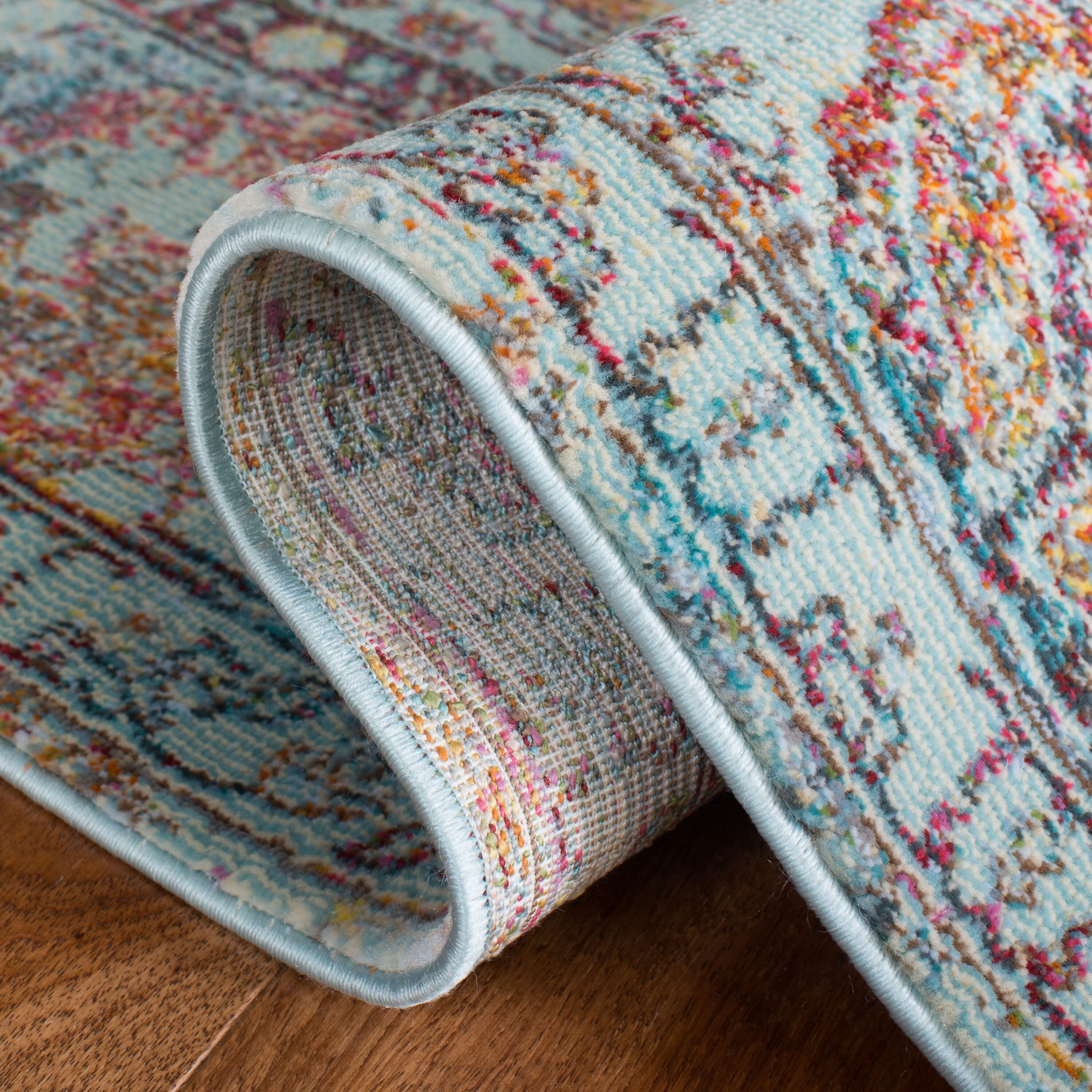 Safavieh LUX330K-7R rugs - View #5