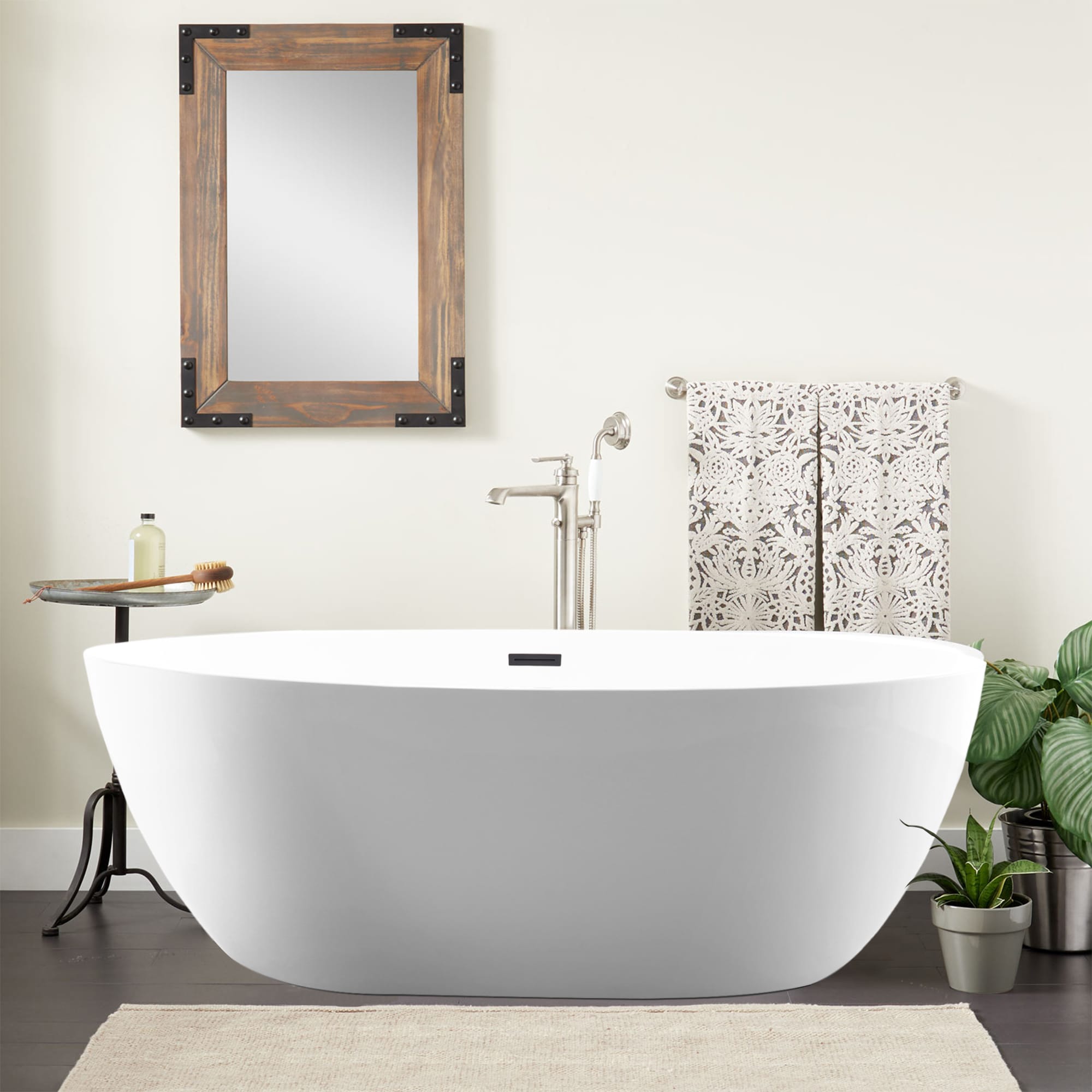 Vanity Art VA6834-ORB-M 32.3-in x 59-in White/Oil Rubbed Bronze Acrylic Oval Freestanding Soaking bathtub ( Center Drain )