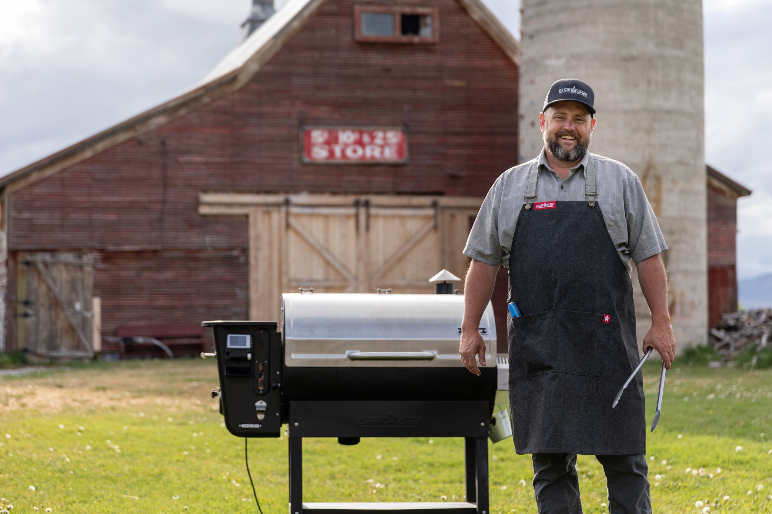 Camp Chef Black Cotton Grilling Apron in the Cooking Apparel