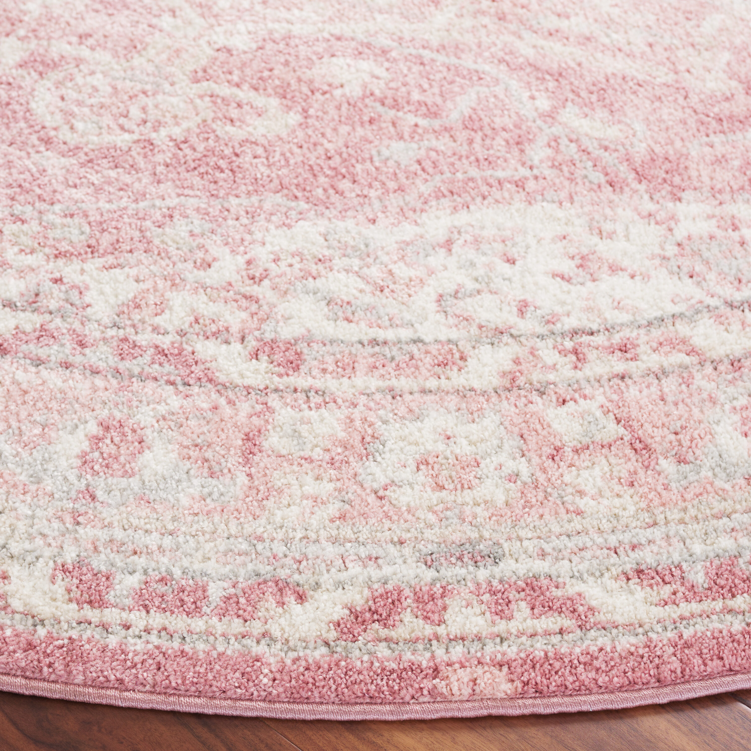 Safavieh LAY108U-5R rugs - View #3