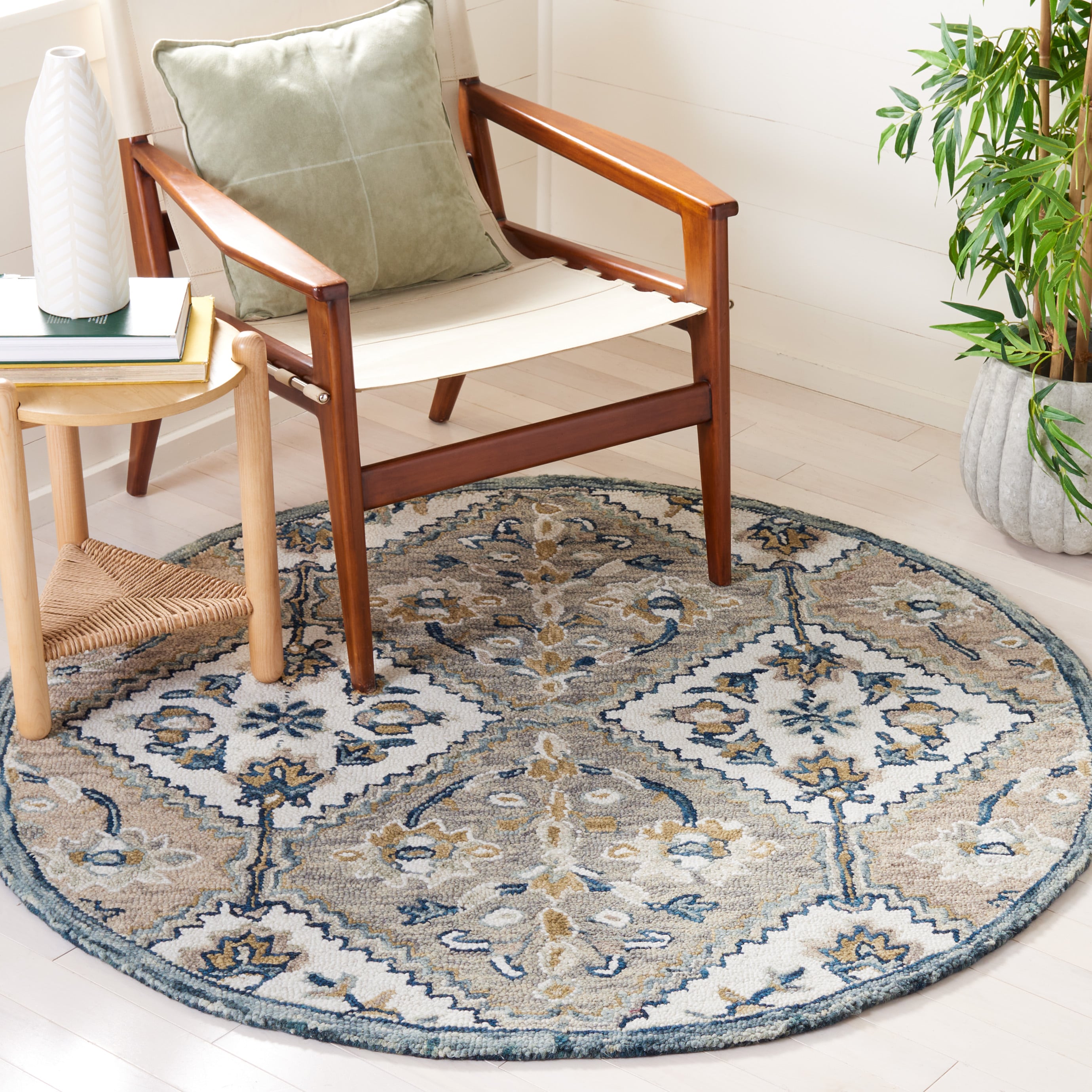  Aspen 142 Gray/Ivory Traditional 5ft x 5ft Round Rug