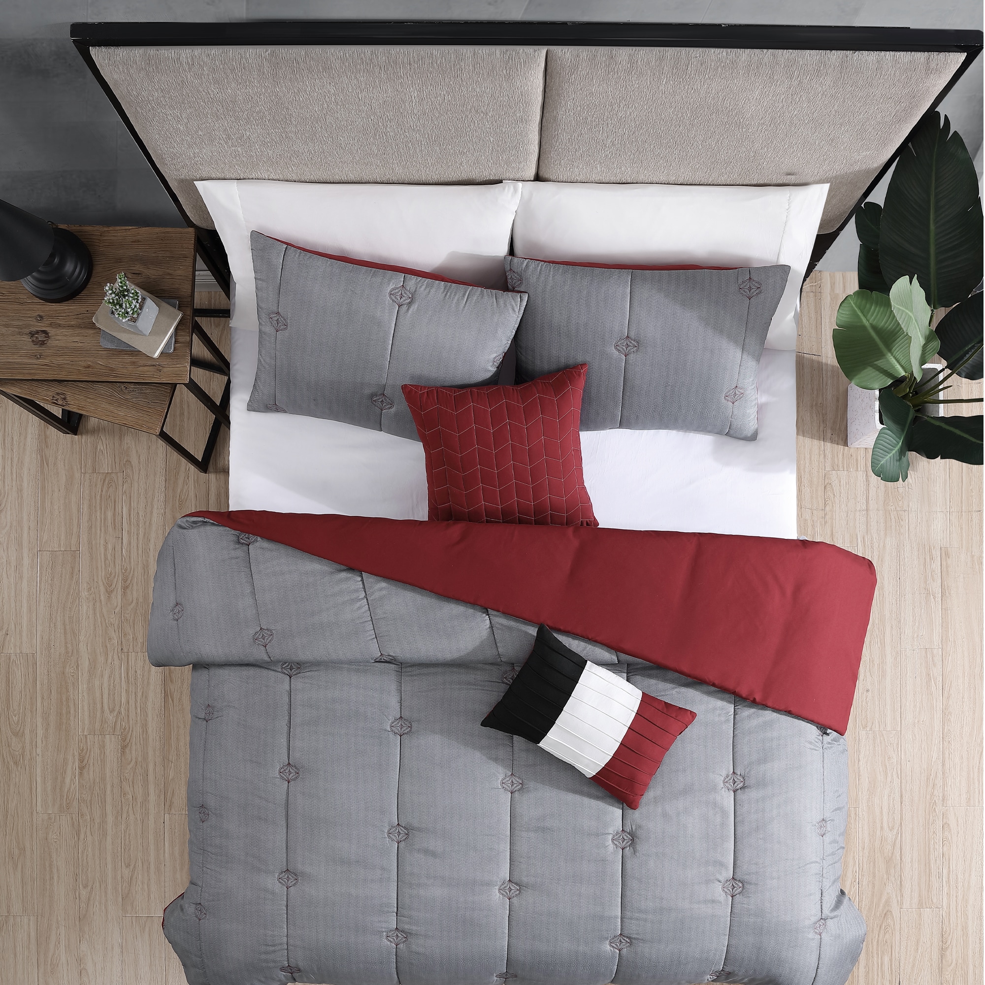 Modern Threads 3MLTICSE-TYR-QN bedding - View #3