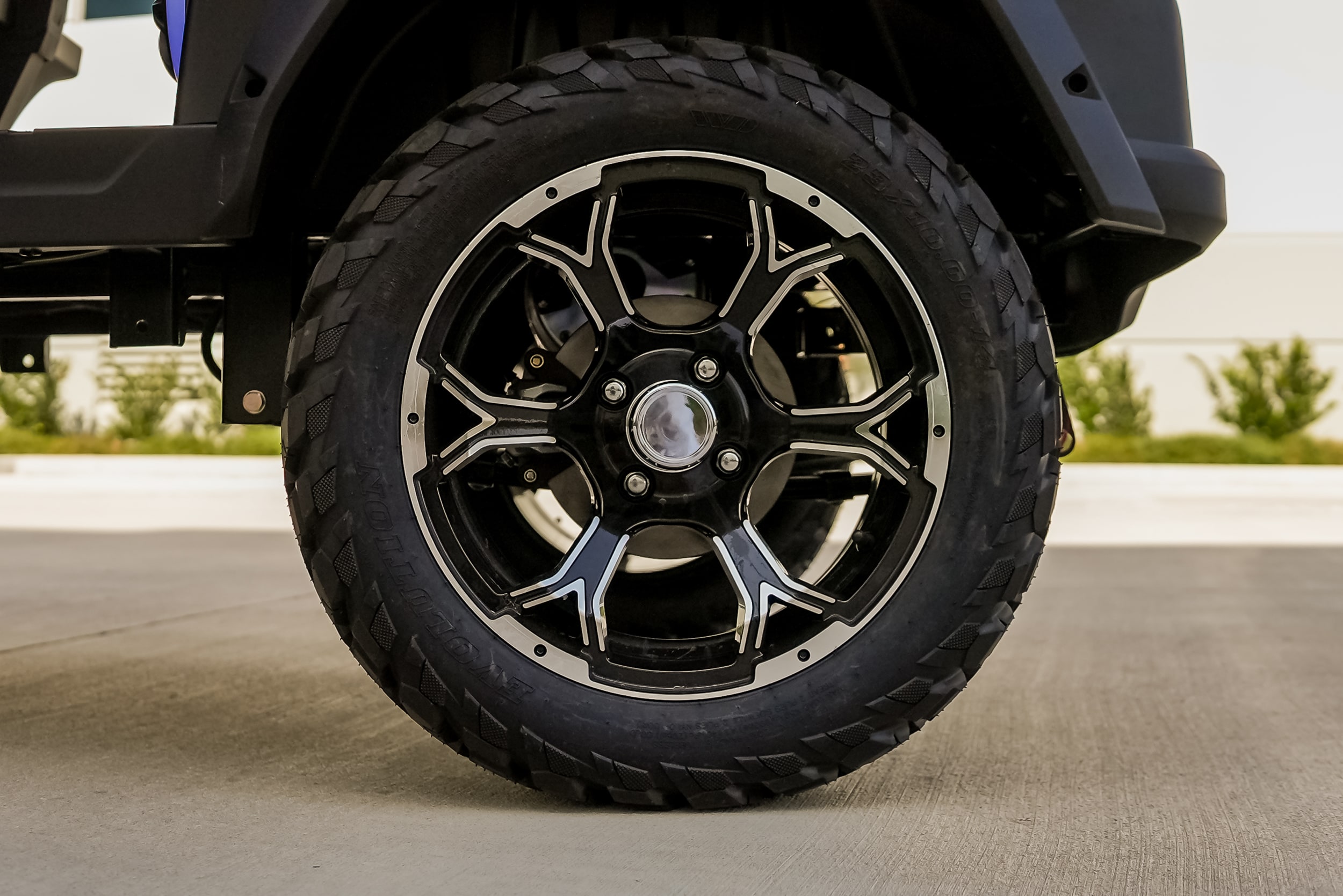Roam VEN4LIFT-BLK Motorized-Vehicles - View #10