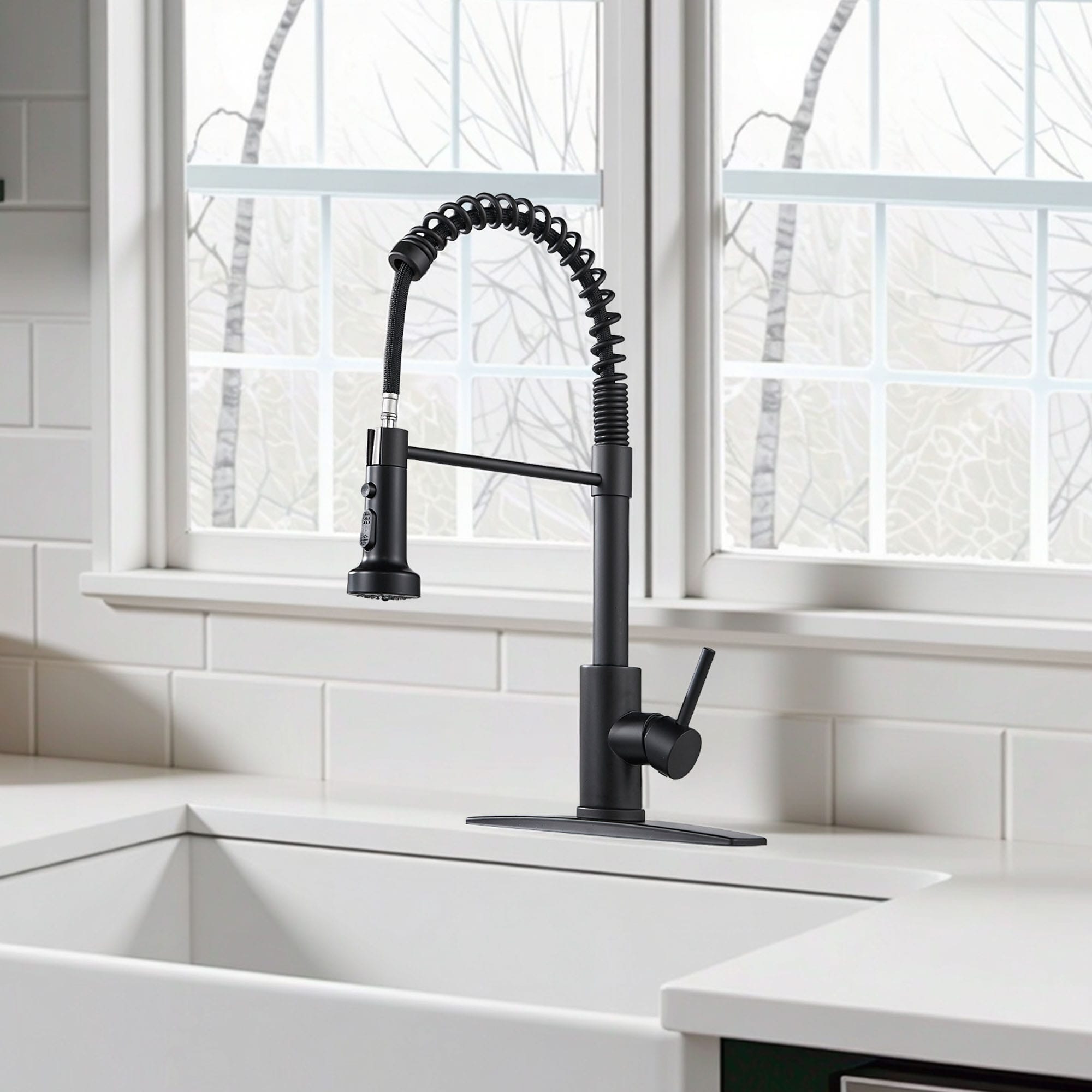 androme Matte Black Single Handle Deck-mount Kitchen Faucet with Sprayer ( Deck Plate Included )