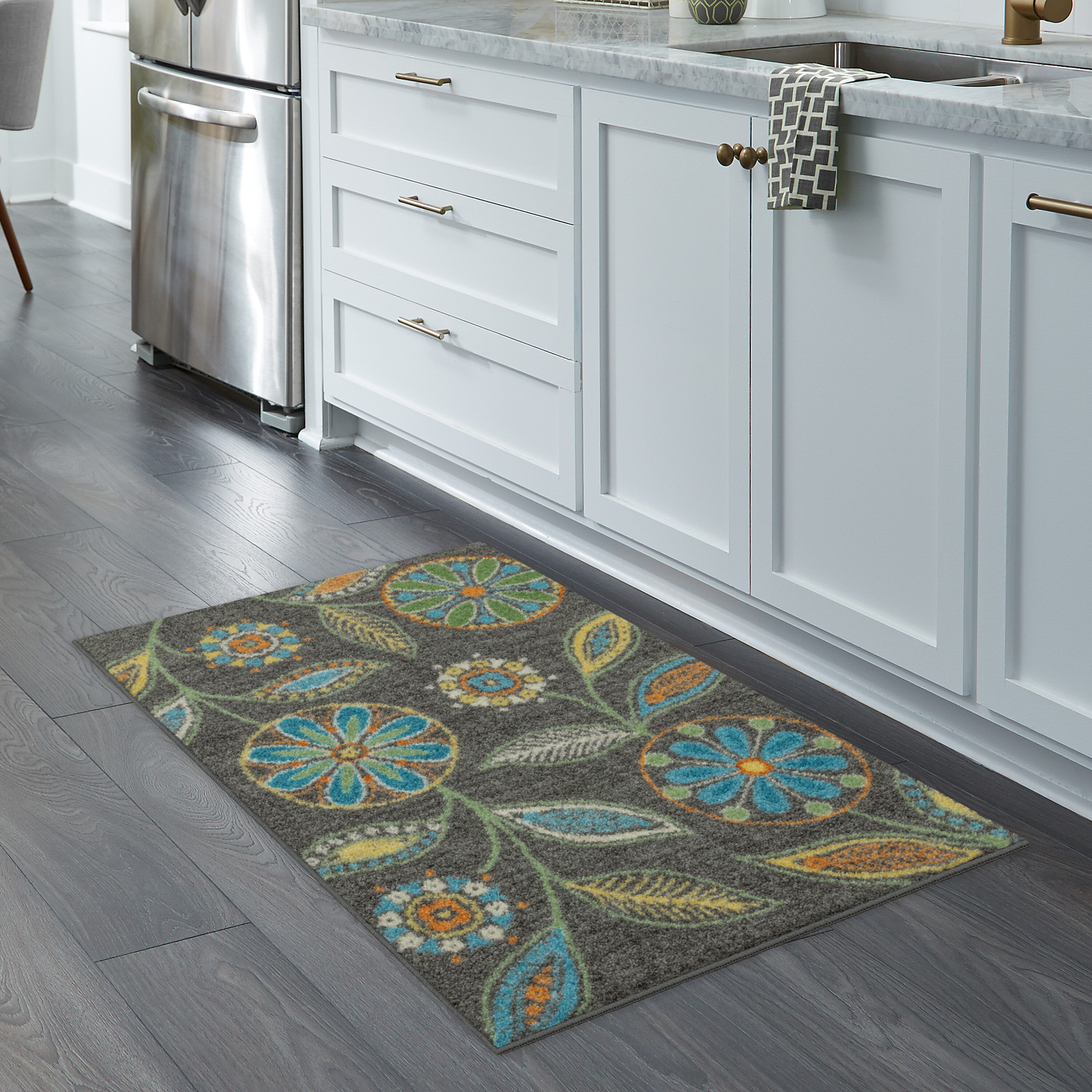 Gray Floral Tufted Washable Accent Rug