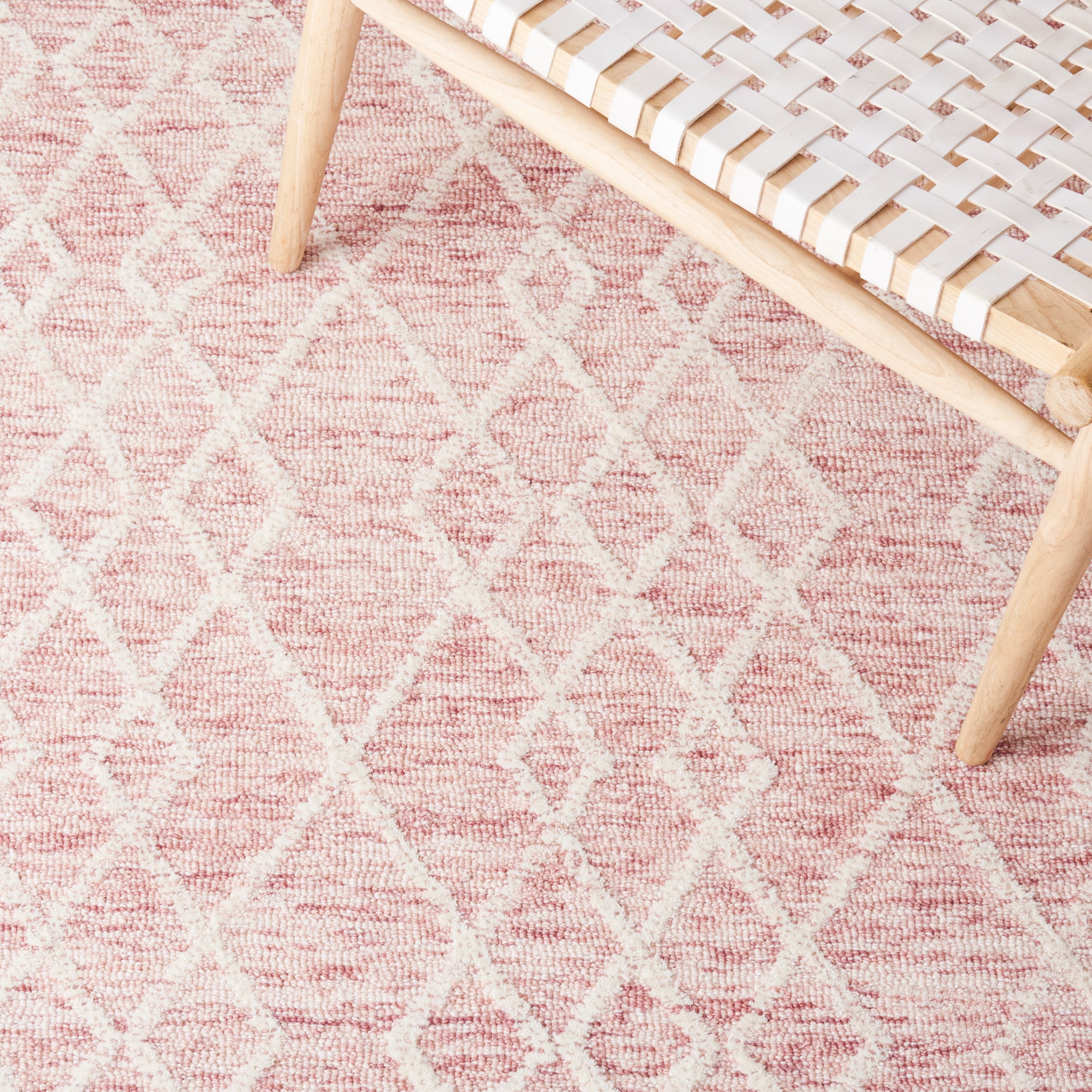 Safavieh MET994U-5 rugs - View #8