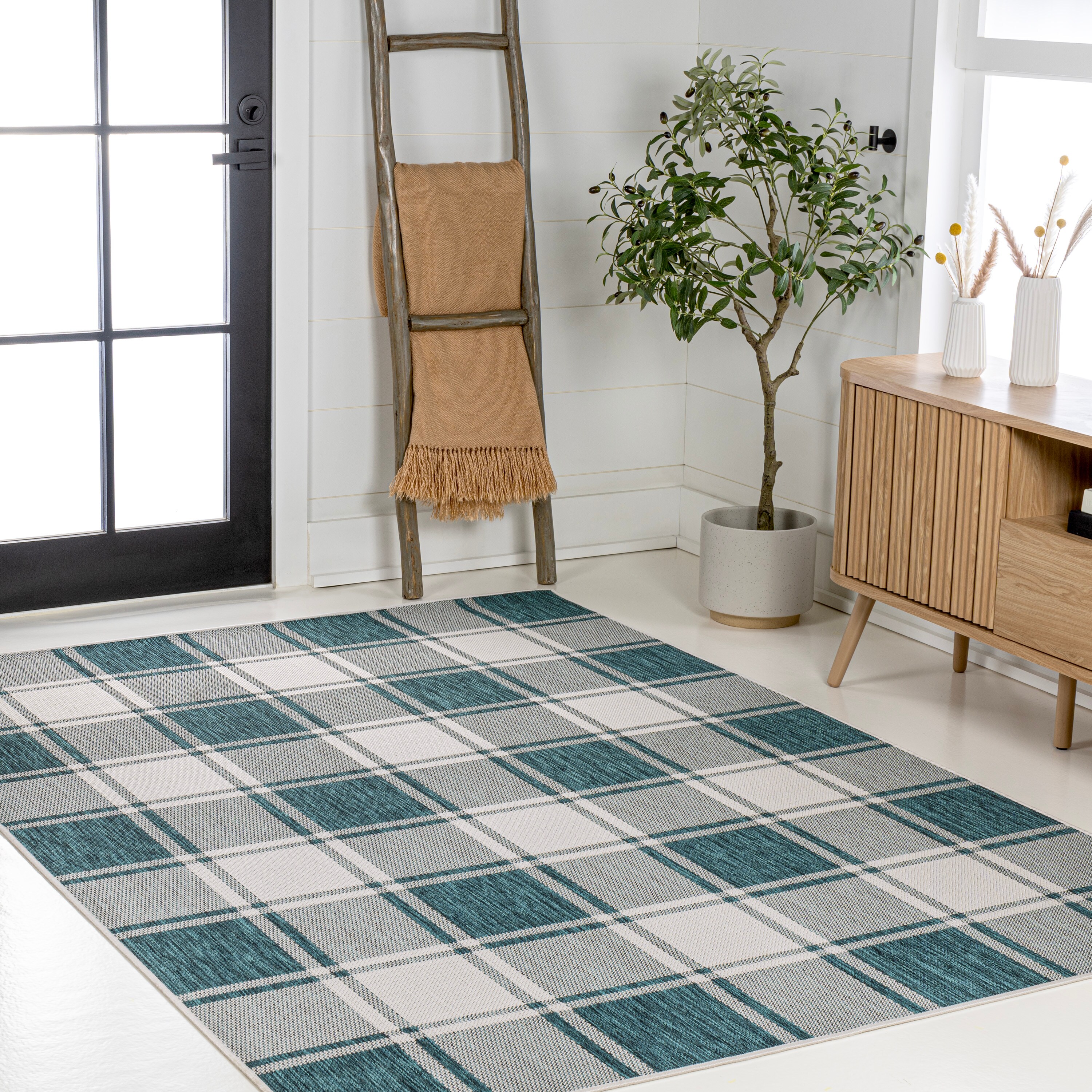 Turquoise and Cream Gingham 8' x 10' Synthetic Indoor/Outdoor Rug