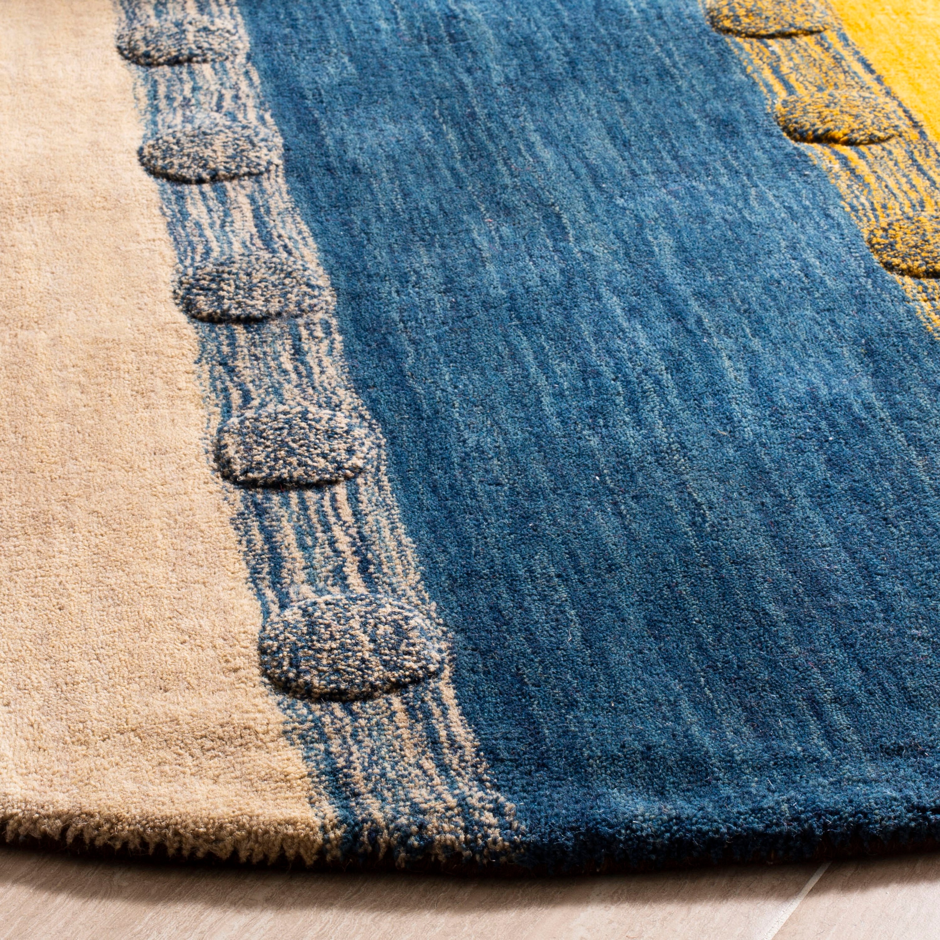 Safavieh HIM591B-6R rugs - View #3