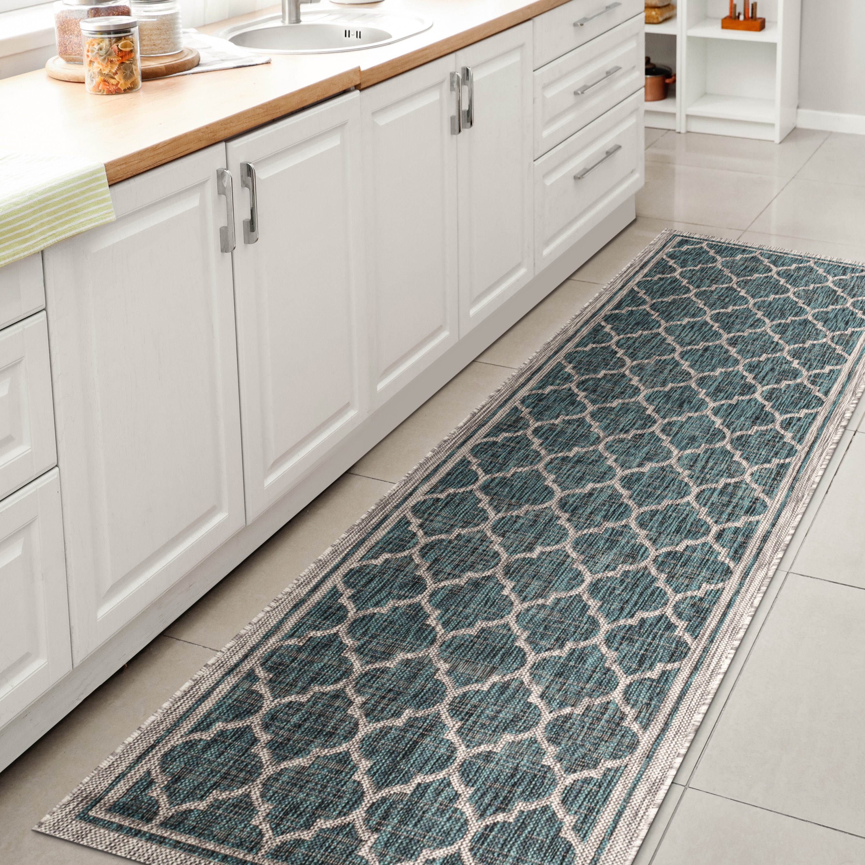 JONATHAN  Y SMB109E-28 Santa Monica Trebol Filigree Textured Weave 2 x 8 (ft) Loomed Polypropylene Teal/Gray Rectangular Indoor/Outdoor Distressed/Overdyed Coastal Runner rug