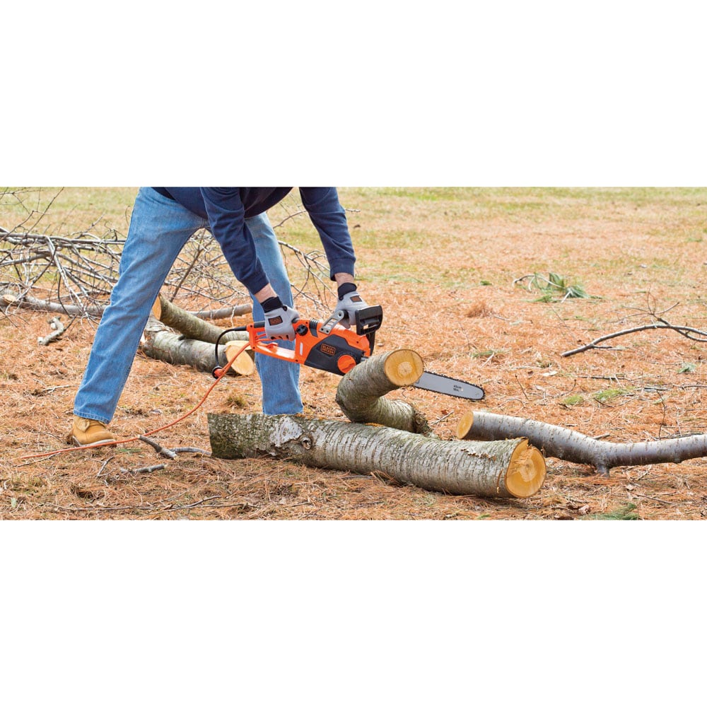 BLACK+DECKER 18 in. 15 AMP Corded Electric Rear Handle Chainsaw with  Automatic Oiler CS1518 - The Home Depot