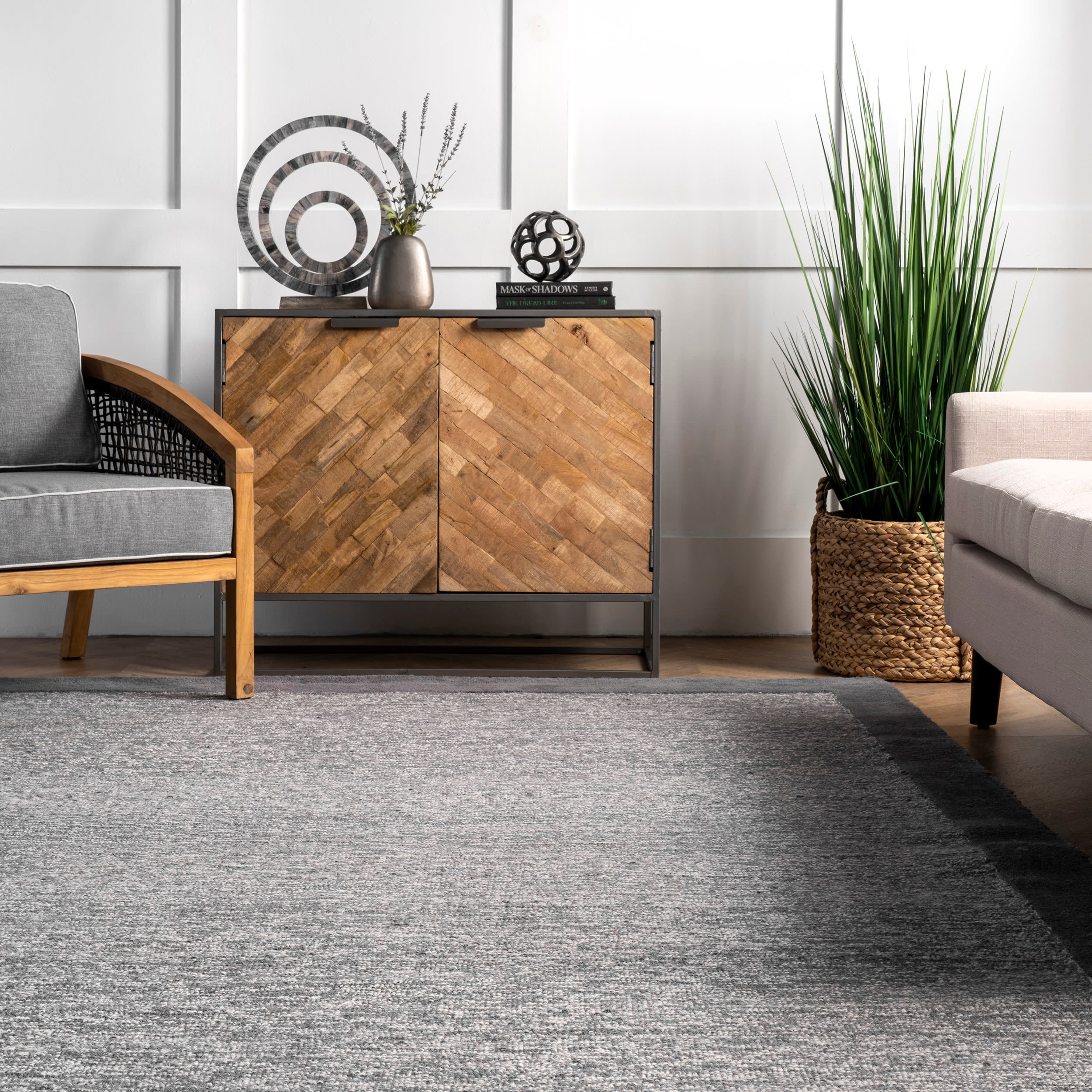 Elegant 5'x8' Hand-Tufted Wool Area Rug in Timeless Gray