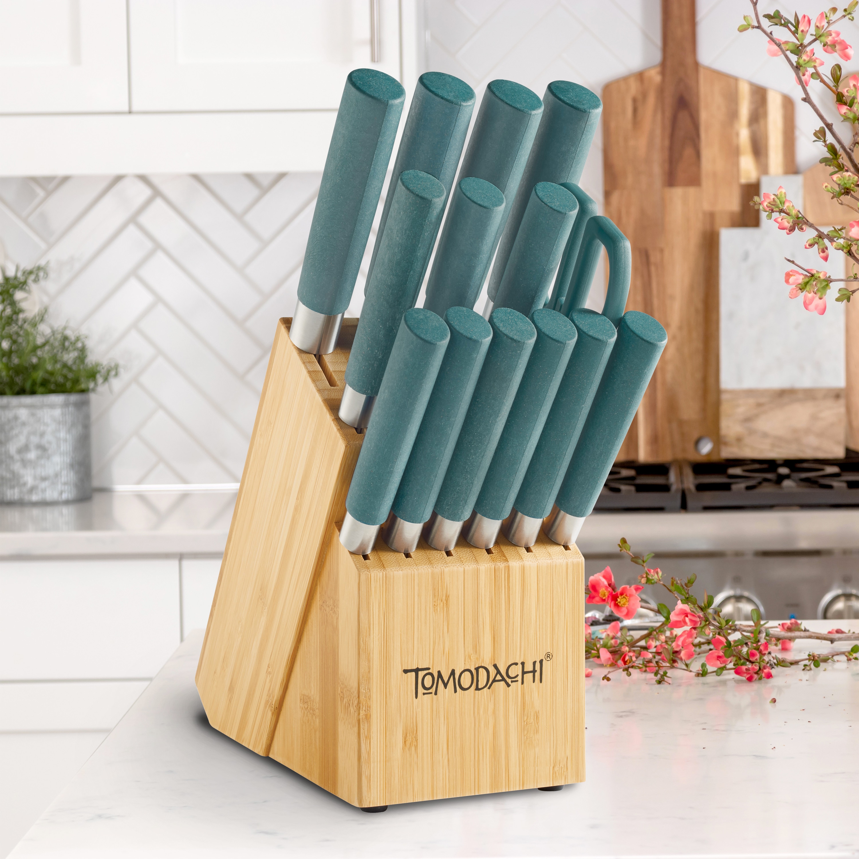Haruto 15-Piece Turquoise Stainless Steel Knife Set with Block