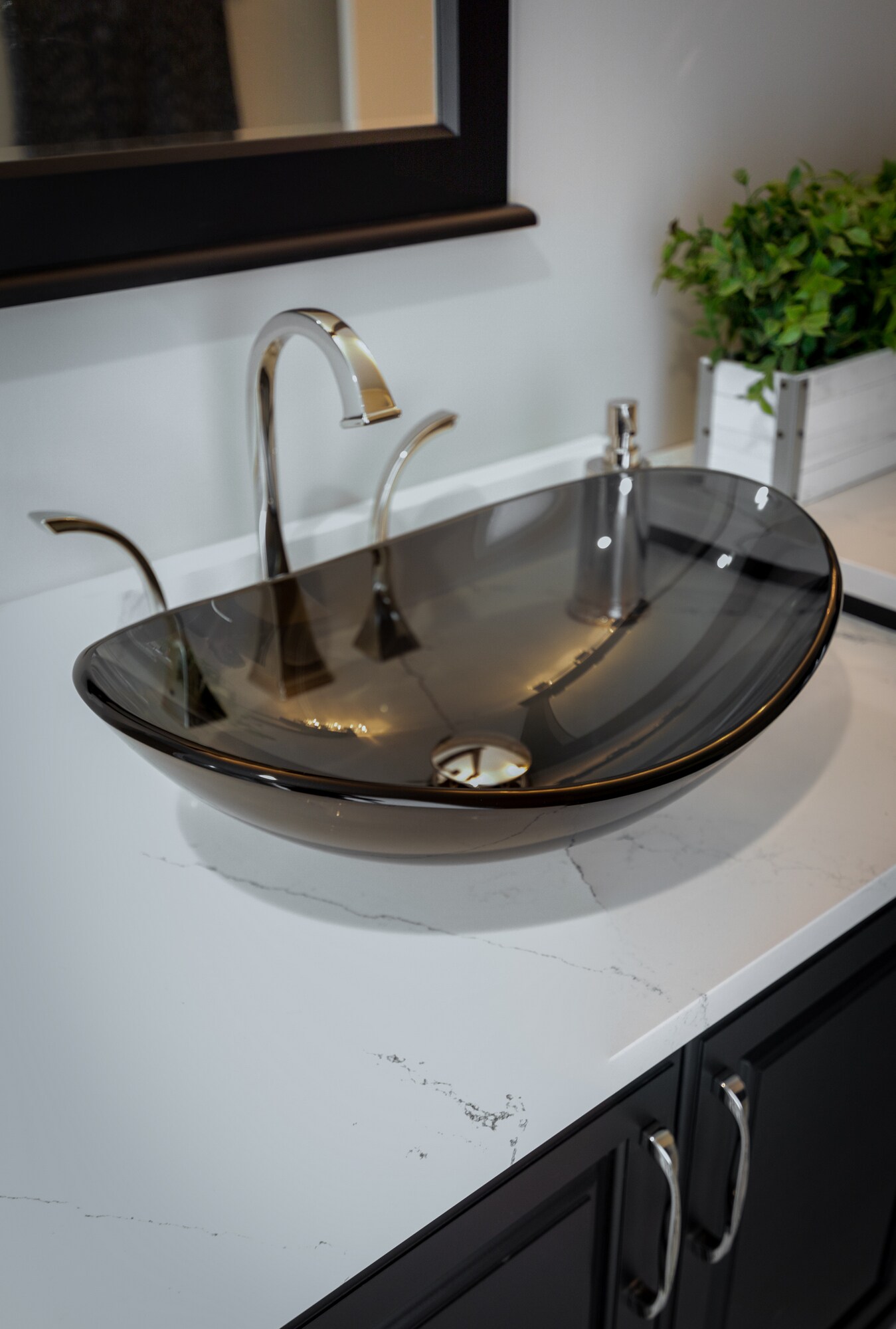 Eden Bath Black Glass Vessel Oval Modern Bathroom Sink (21.375-in x 14. ...